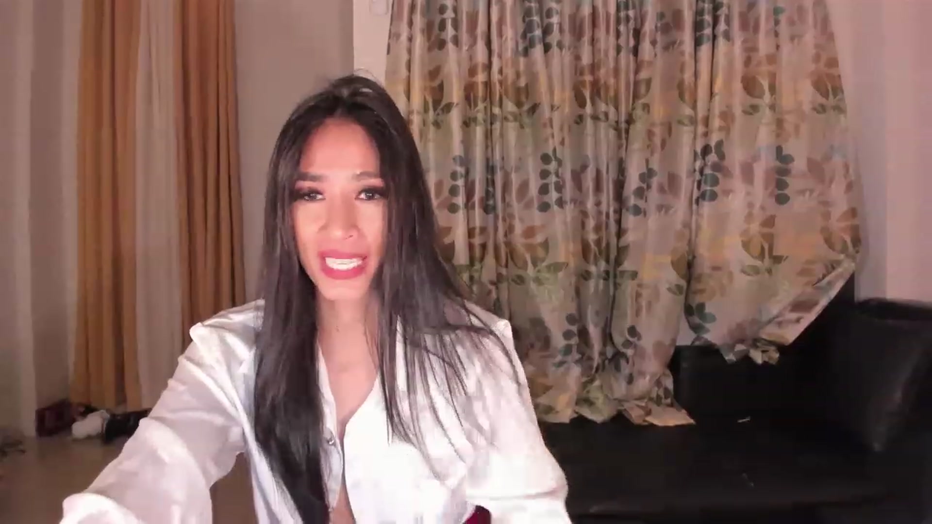 Gallery image thumbnail from DevilTeaser's myfreecams stream on, 07/16/2023, 14:00 image 17 of 20