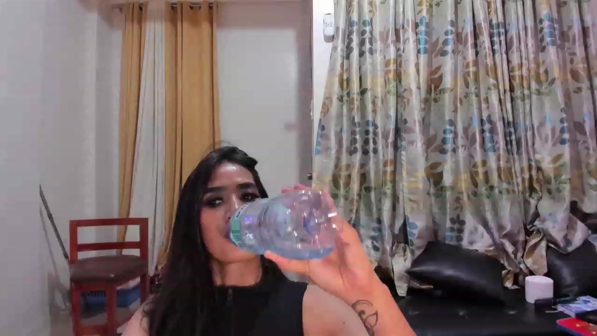 Gallery image thumbnail from DevilTeaser's myfreecams stream on, 07/22/2023, 13:37 image 1 of 20