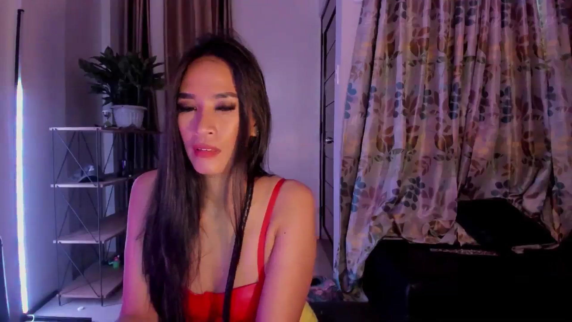Gallery image thumbnail from DevilTeaser's myfreecams stream on, 08/12/2023, 12:12 image 4 of 20