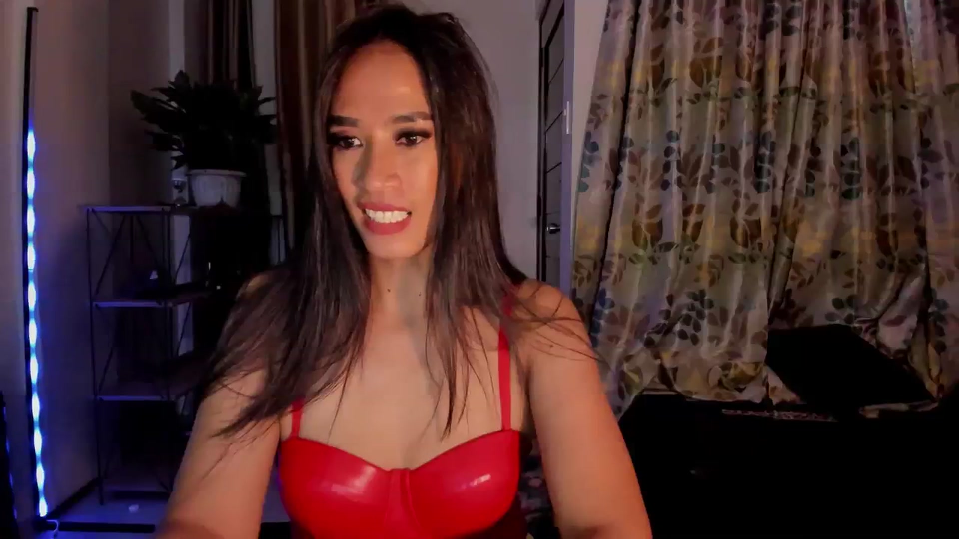 Gallery image thumbnail from DevilTeaser's myfreecams stream on, 08/12/2023, 12:12 image 14 of 20