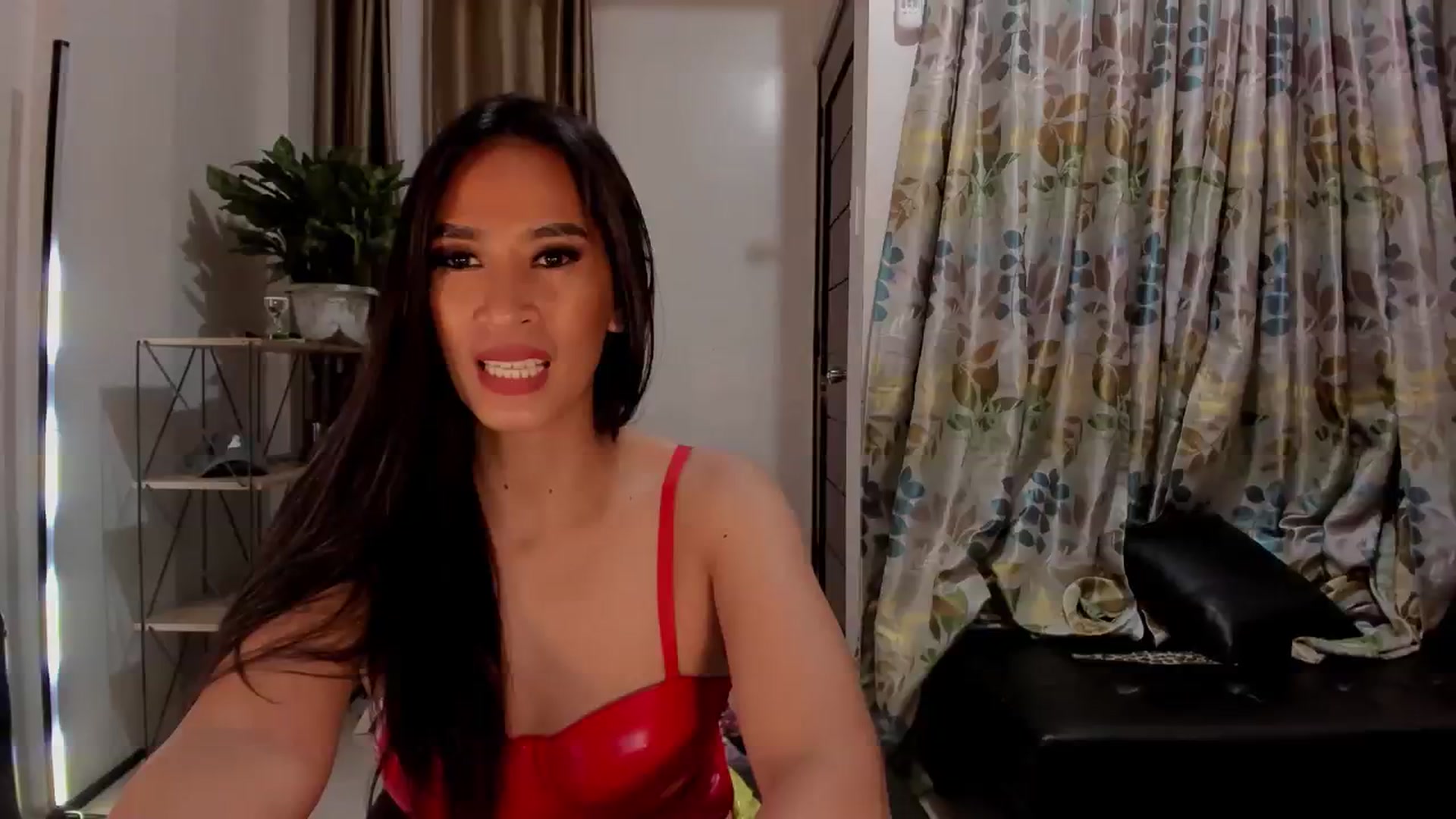 Gallery image thumbnail from DevilTeaser's myfreecams stream on, 08/12/2023, 13:45 image 1 of 20
