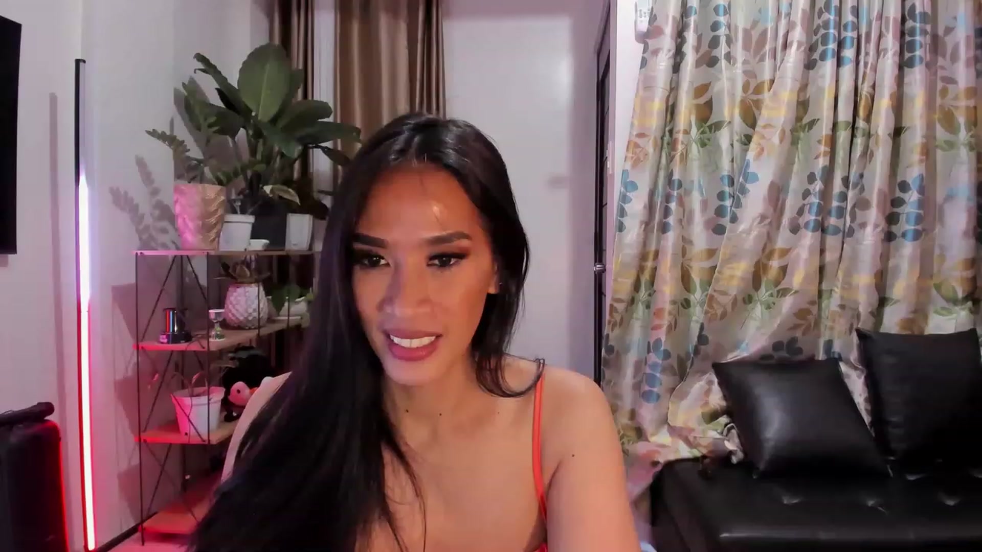 Gallery image thumbnail from DevilTeaser's myfreecams stream on, 08/13/2023, 14:10 image 13 of 20