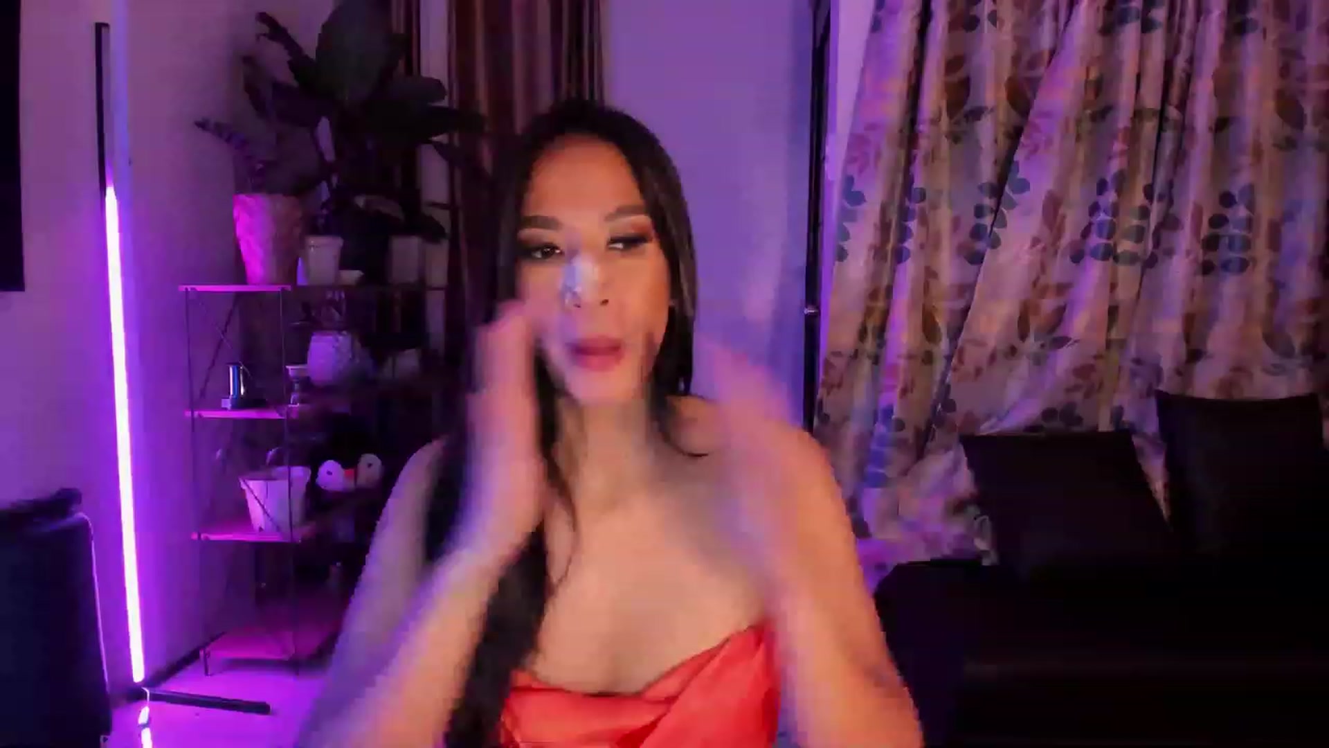 Gallery image thumbnail from DevilTeaser's myfreecams stream on, 08/13/2023, 14:10 image 20 of 20