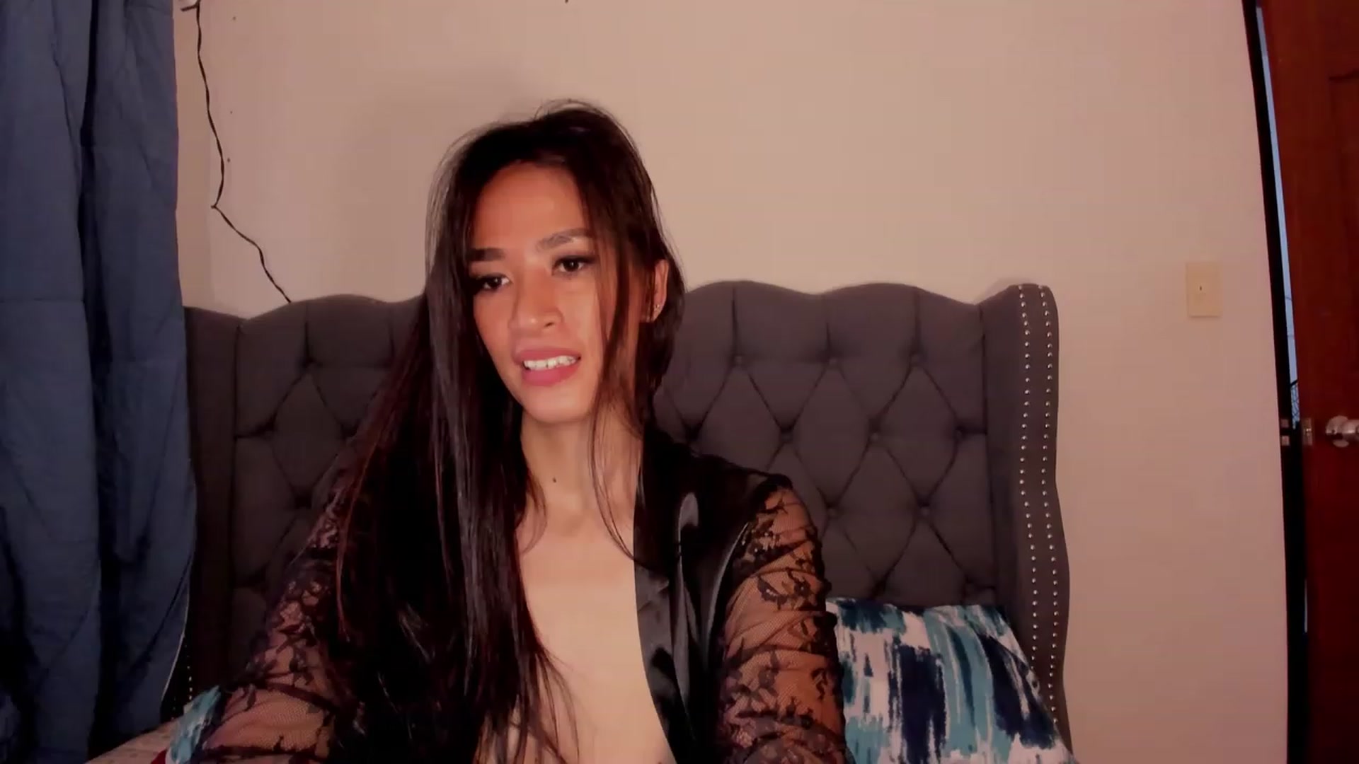 Gallery image thumbnail from DevilTeaser's myfreecams stream on, 08/19/2023, 08:24 image 12 of 20