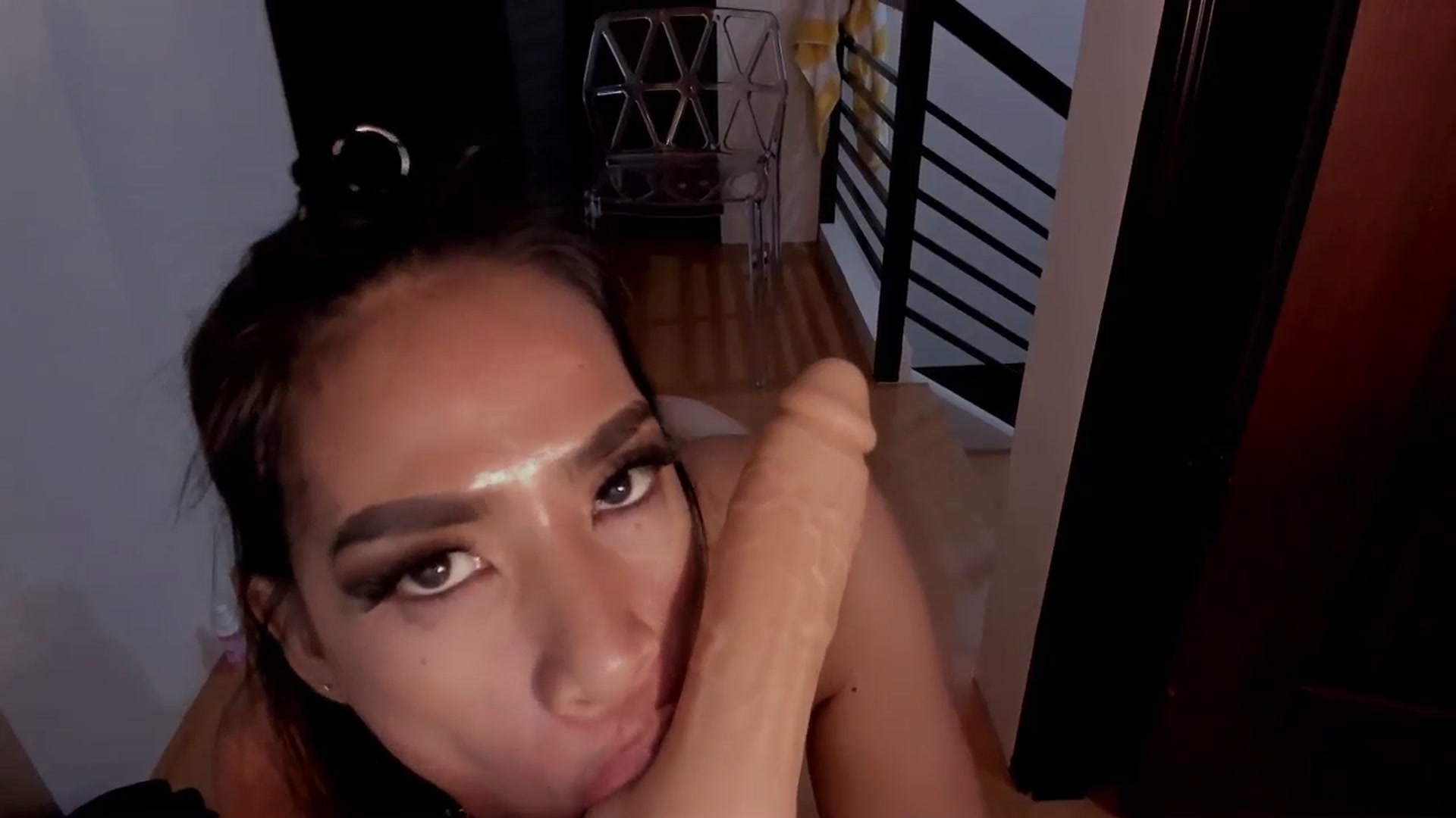 Gallery image thumbnail from DevilTeaser's myfreecams stream on, 08/20/2023, 19:34 image 10 of 20