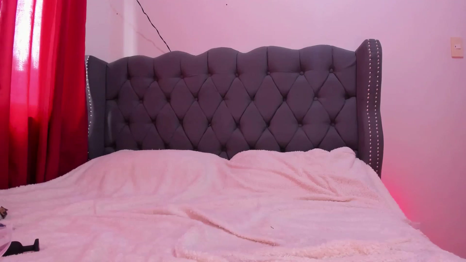 Gallery image thumbnail from DevilTeaser's myfreecams stream on, 11/21/2023, 03:38 image 20 of 20