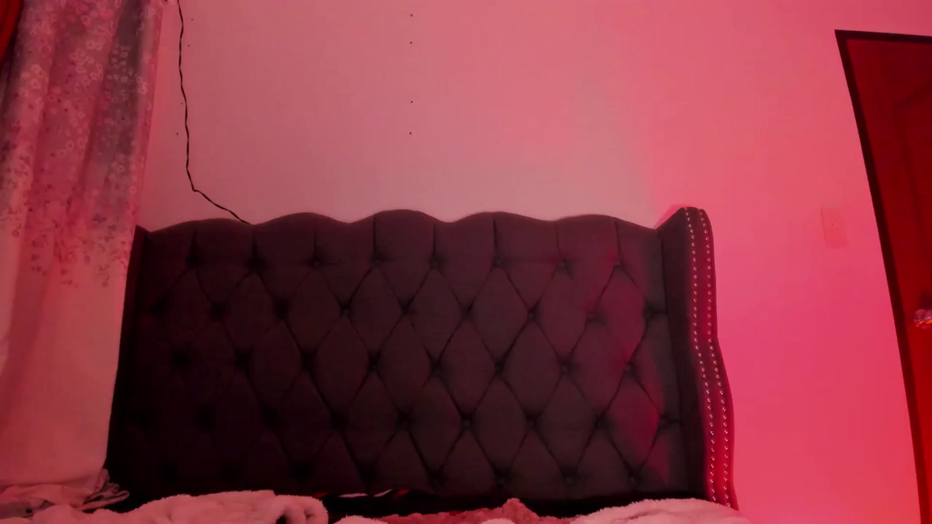 Gallery image thumbnail from DevilTeaser's myfreecams stream on, 11/26/2023, 14:16 image 1 of 20