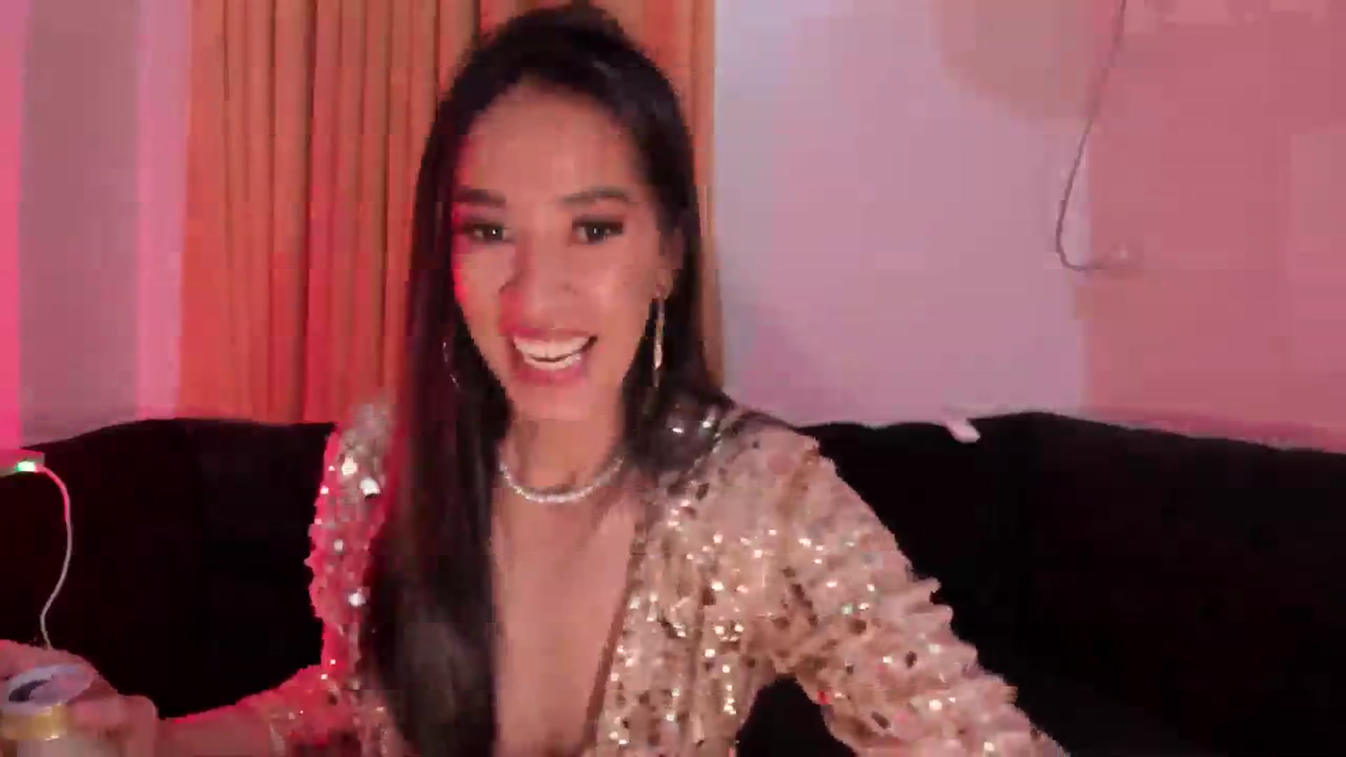 Gallery image thumbnail from DevilTeaser's myfreecams stream on, 01/21/2024, 16:27 image 15 of 20