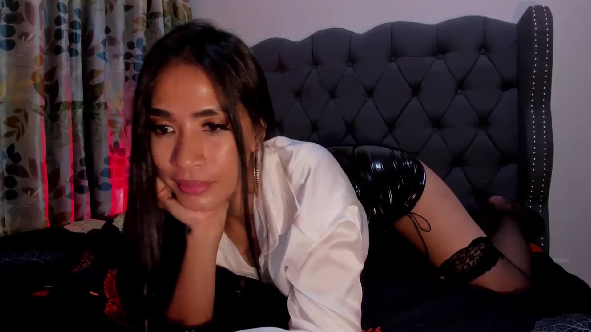 Gallery image thumbnail from DevilTeaser's myfreecams stream on, 02/17/2024, 12:24 image 6 of 20