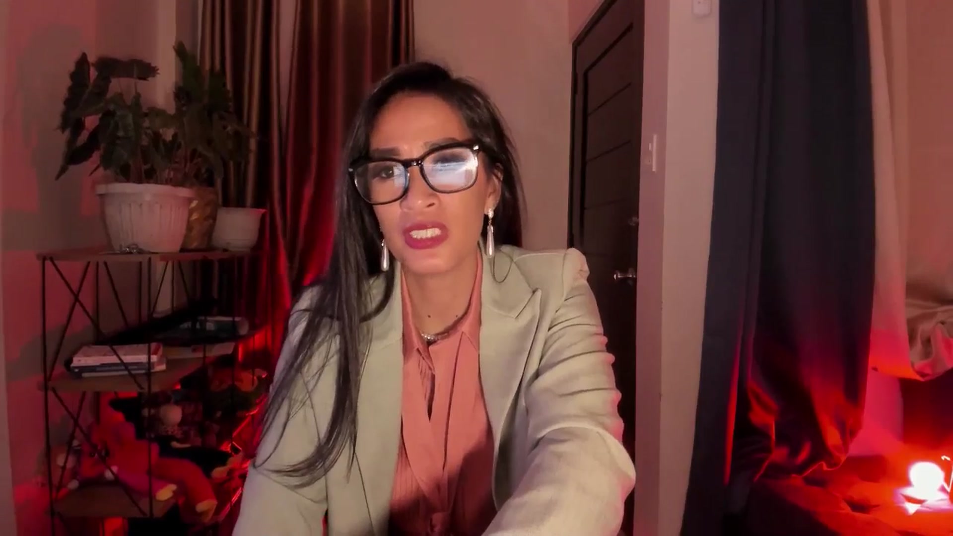 Gallery image thumbnail from DevilTeaser's myfreecams stream on, 04/27/2024, 15:40 image 10 of 20
