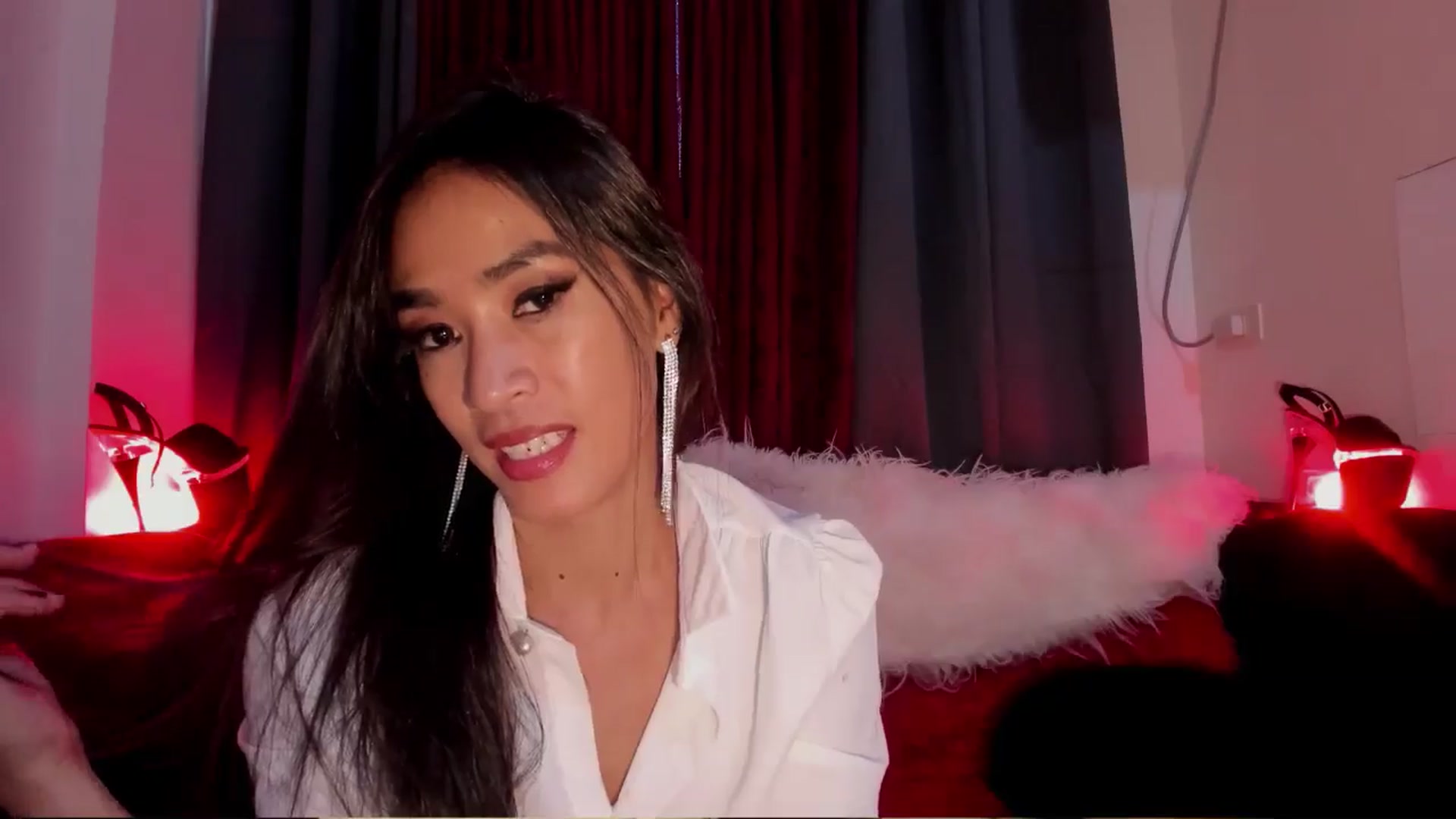 Gallery image thumbnail from DevilTeaser's myfreecams stream on, 05/04/2024, 07:15 image 8 of 20