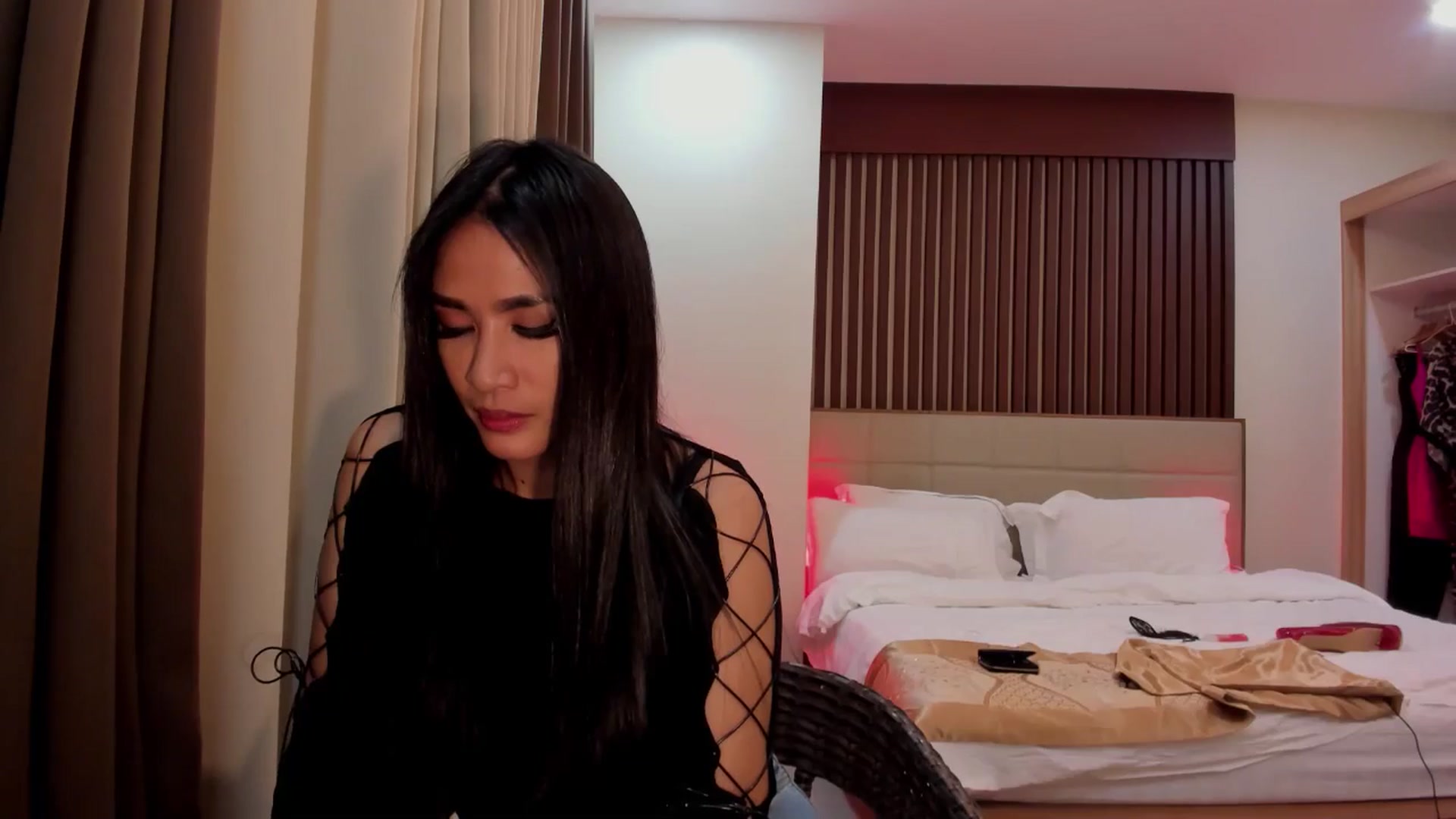 Gallery image thumbnail from DevilTeaser's myfreecams stream on, 05/10/2024, 12:02 image 20 of 20