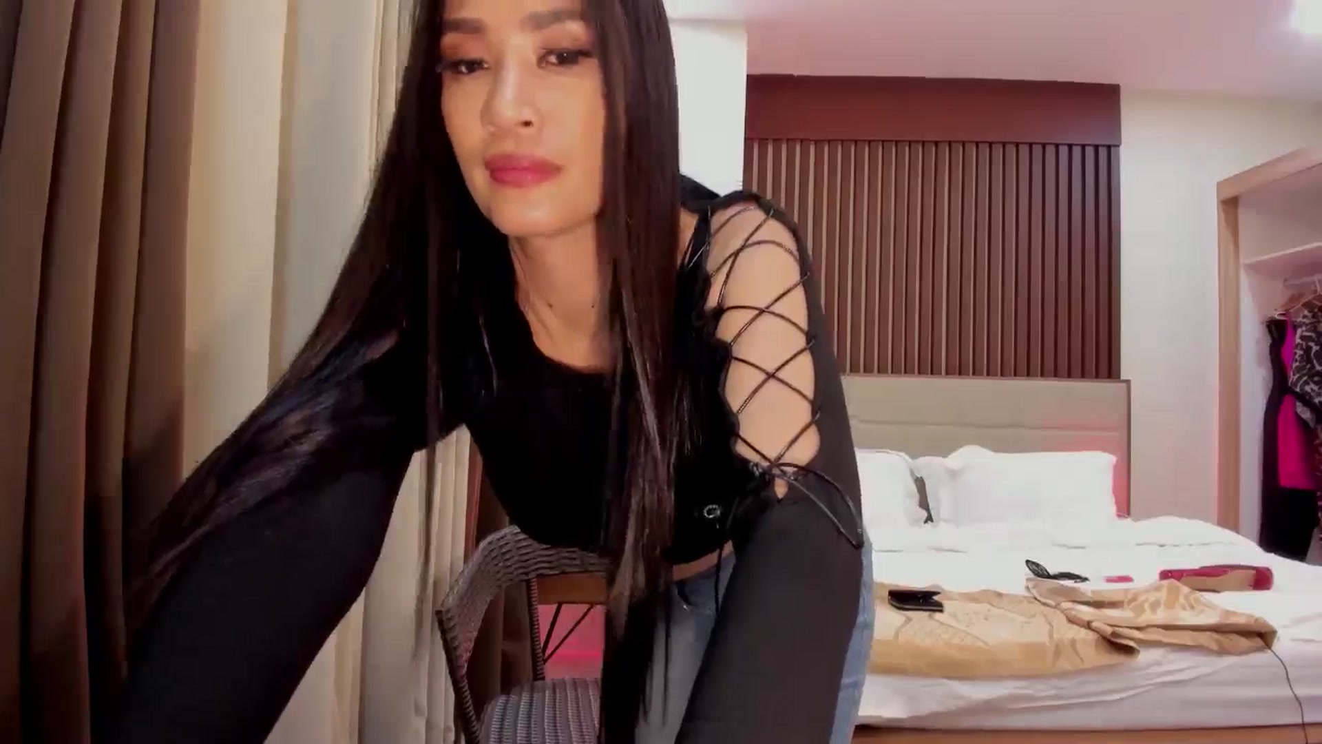 Gallery image thumbnail from DevilTeaser's myfreecams stream on, 05/10/2024, 12:16 image 5 of 20