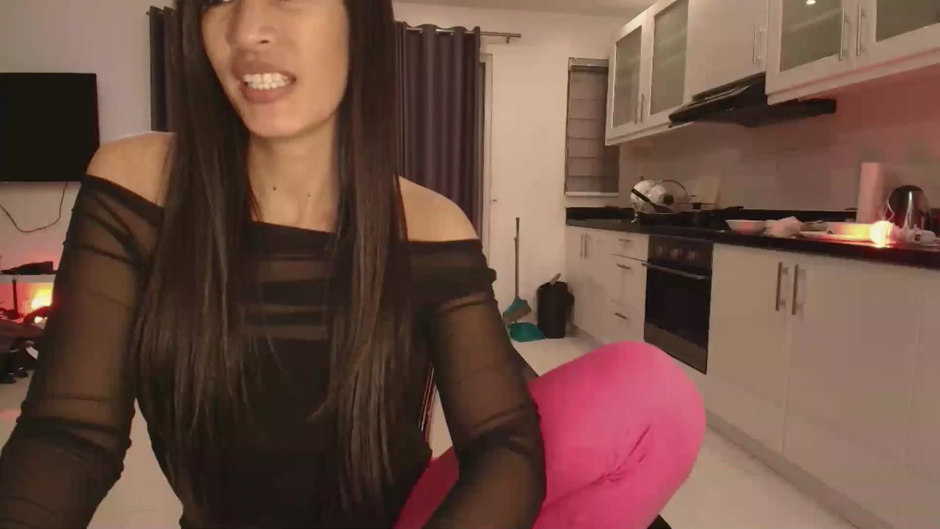 Gallery image thumbnail from DevilTeaser's myfreecams stream on, 05/22/2024, 13:23 image 11 of 20