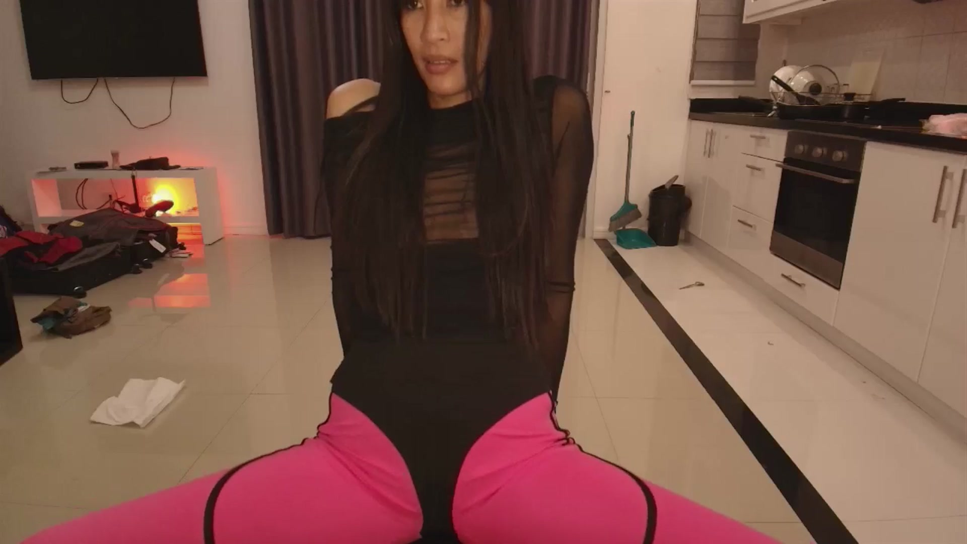 Gallery image thumbnail from DevilTeaser's myfreecams stream on, 05/22/2024, 13:23 image 20 of 20