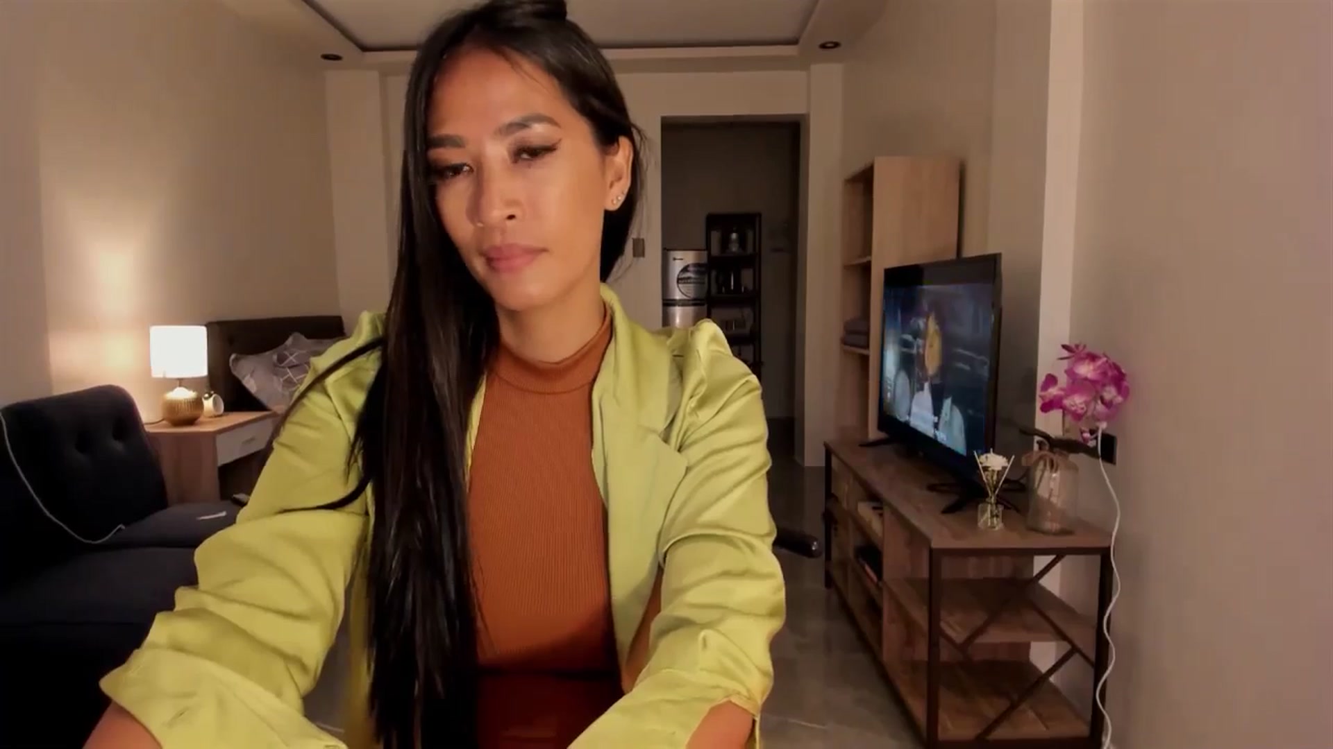 Gallery image thumbnail from DevilTeaser's myfreecams stream on, 06/07/2024, 06:10 image 10 of 20