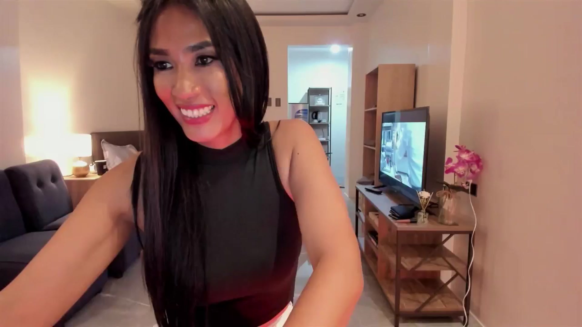 Gallery image thumbnail from DevilTeaser's myfreecams stream on, 06/07/2024, 17:46 image 1 of 20