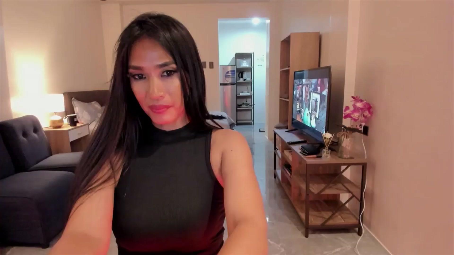 Gallery image thumbnail from DevilTeaser's myfreecams stream on, 06/07/2024, 17:46 image 2 of 20
