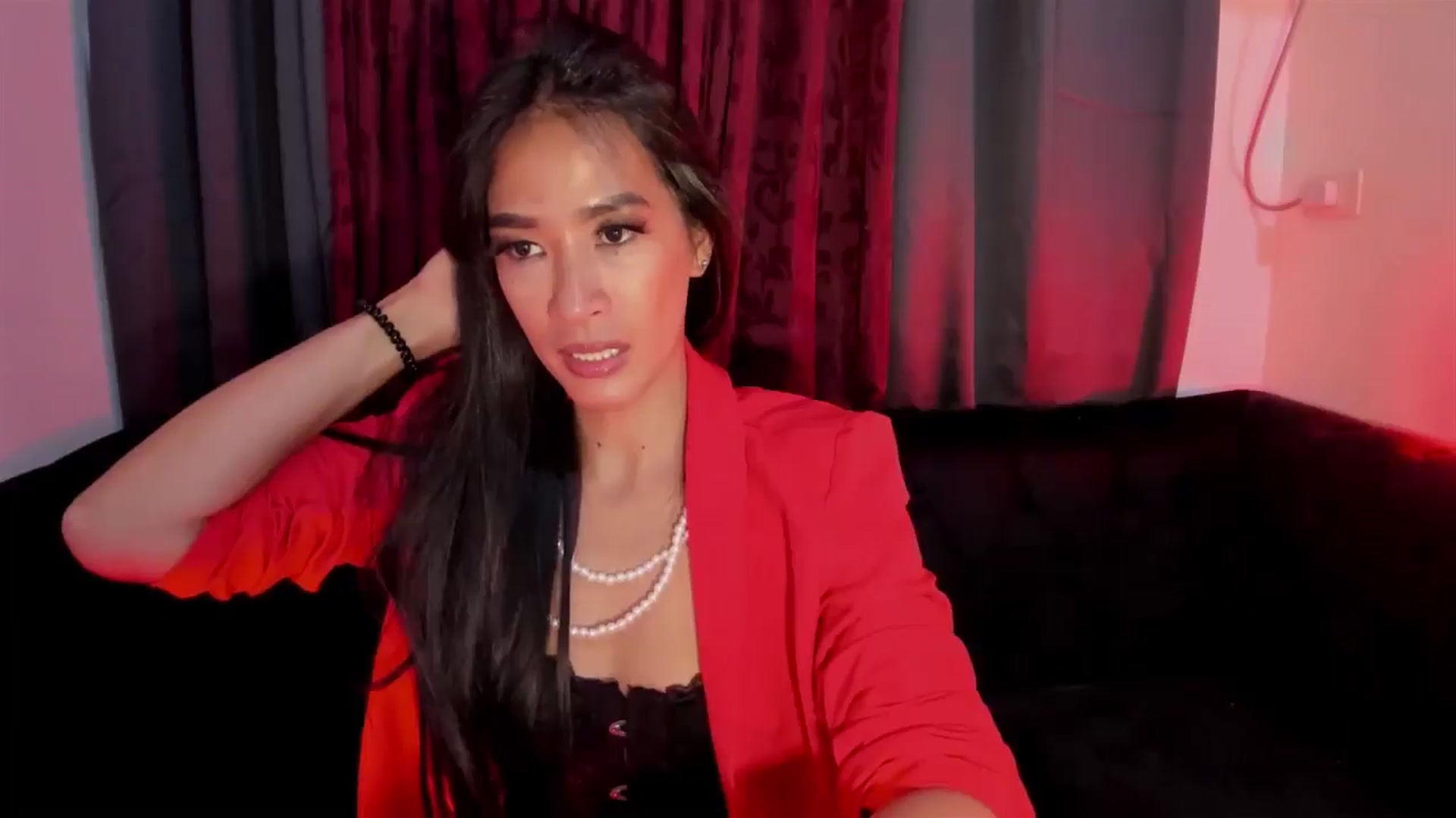 Gallery image thumbnail from DevilTeaser's myfreecams stream on, 06/12/2024, 06:40 image 19 of 20