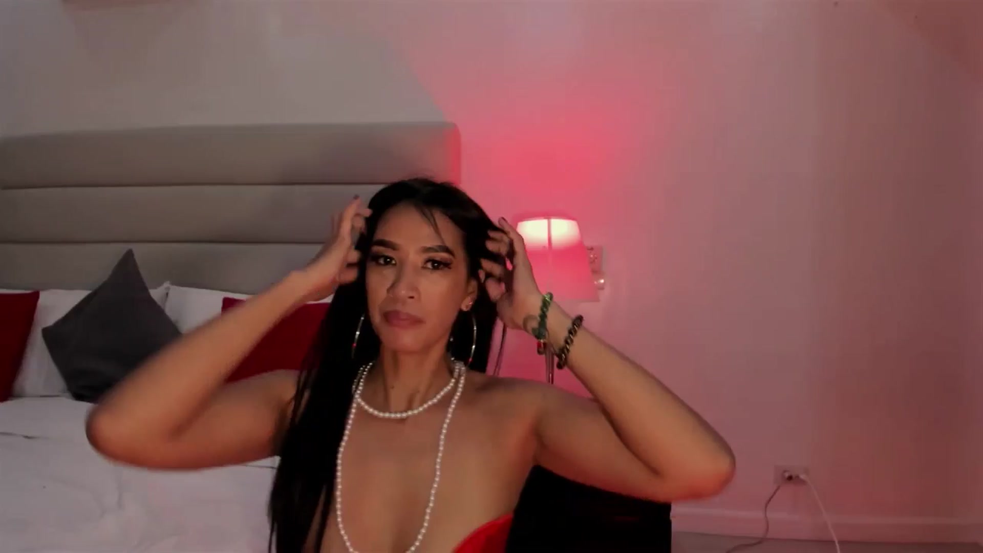 Gallery image thumbnail from DevilTeaser's myfreecams stream on, 06/14/2024, 15:02 image 18 of 20