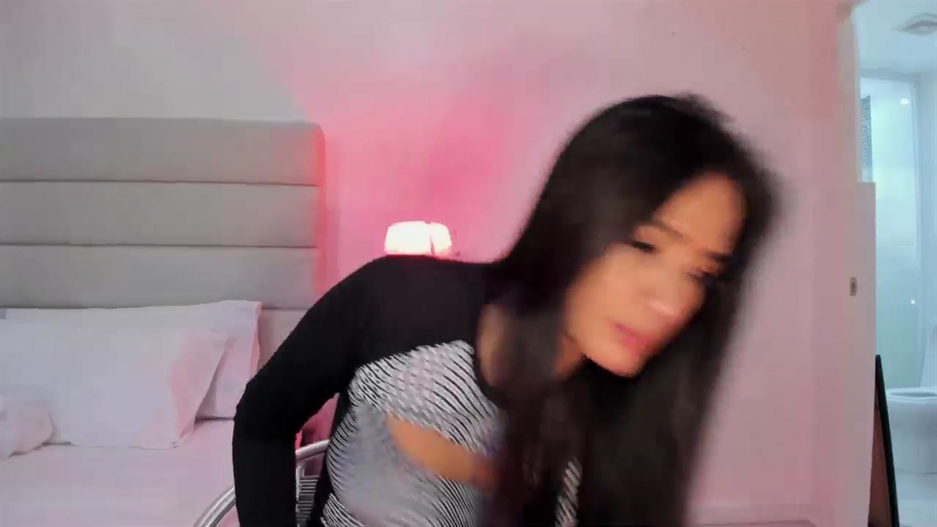 Gallery image thumbnail from DevilTeaser's myfreecams stream on, 06/15/2024, 24:10 image 6 of 20