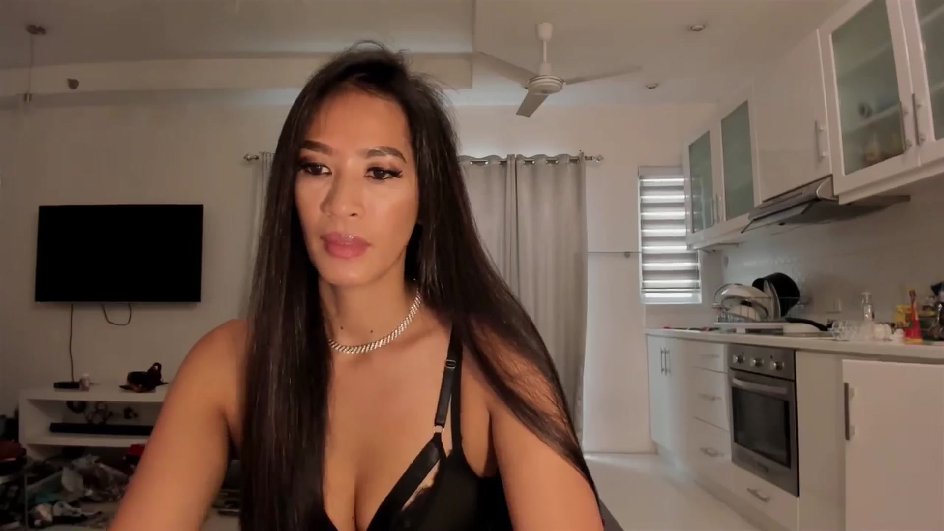 Gallery image thumbnail from DevilTeaser's myfreecams stream on, 07/11/2024, 03:23 image 5 of 20