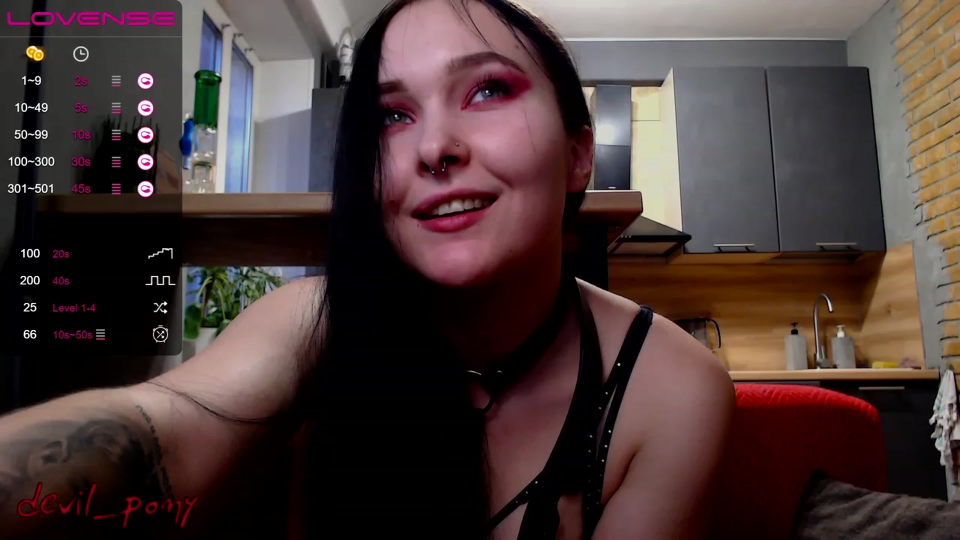 Gallery image thumbnail from Devil_pony's myfreecams stream on, 12/03/2022, 12:54 image 12 of 20