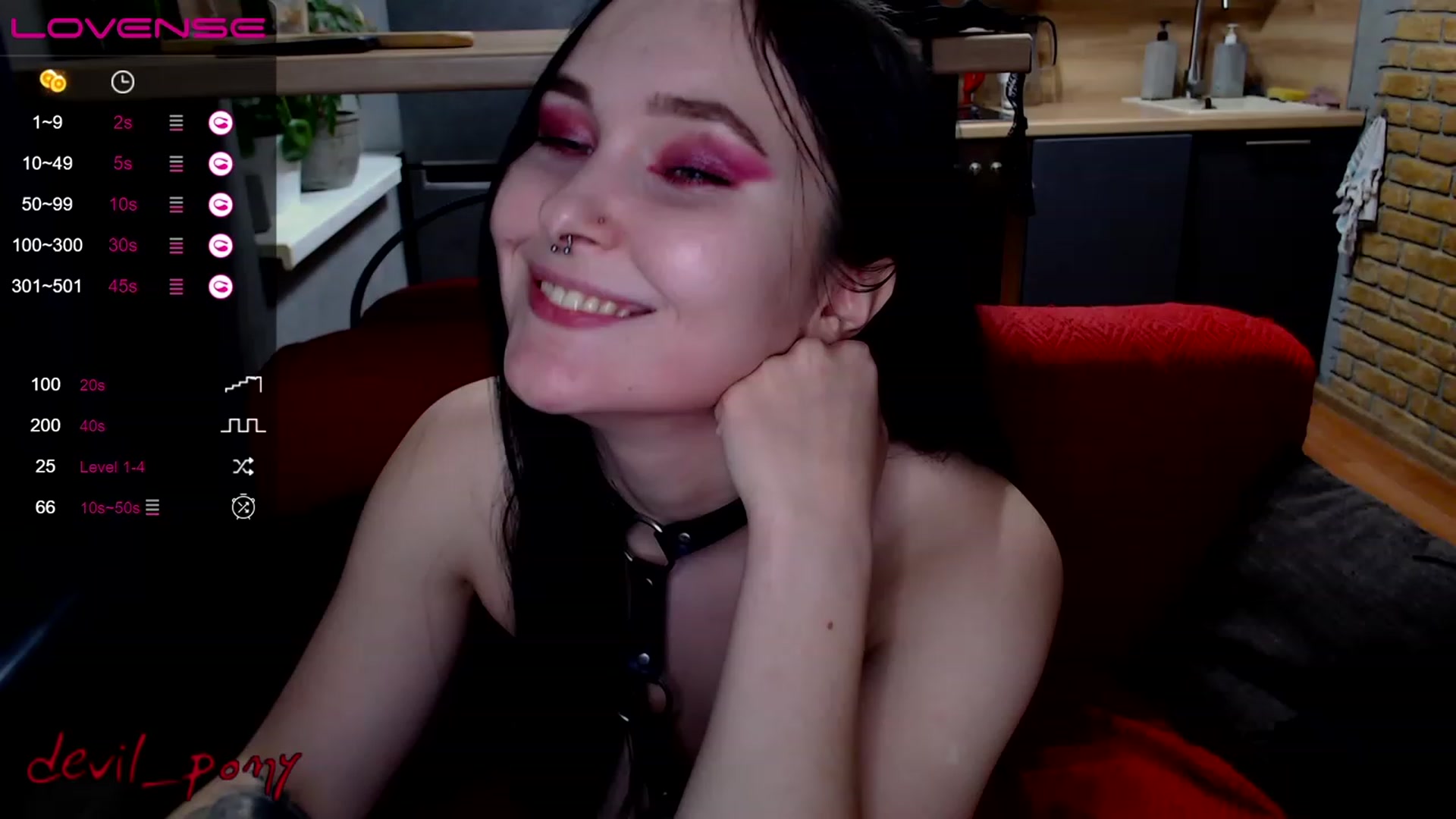 Gallery image thumbnail from Devil_pony's myfreecams stream on, 12/03/2022, 14:09 image 16 of 20