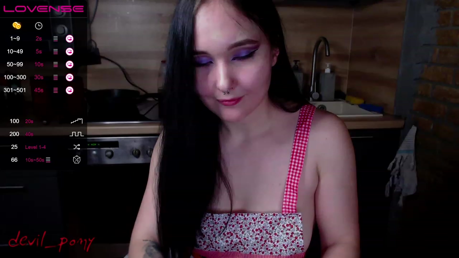 Gallery image thumbnail from Devil_pony's myfreecams stream on, 12/07/2022, 14:16 image 12 of 20