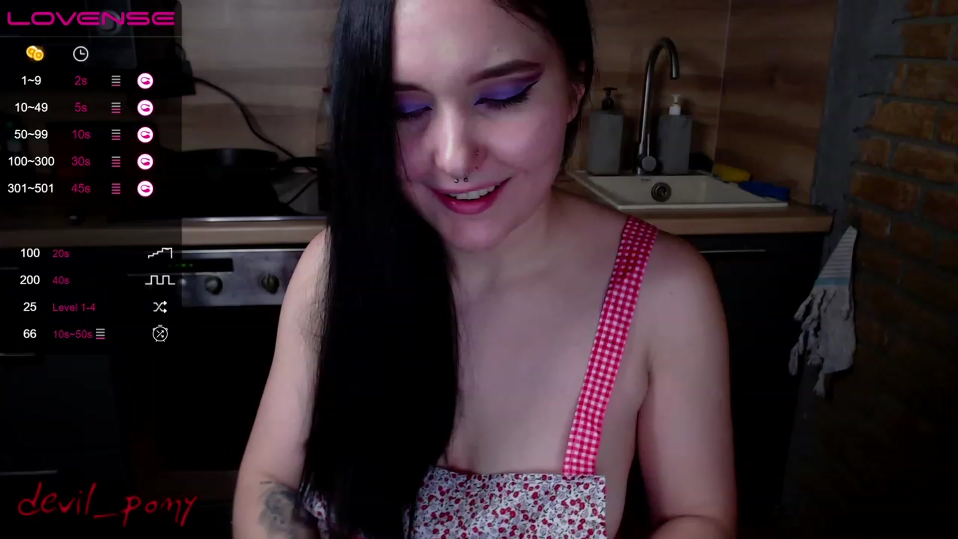 Gallery image thumbnail from Devil_pony's myfreecams stream on, 12/07/2022, 14:16 image 18 of 20