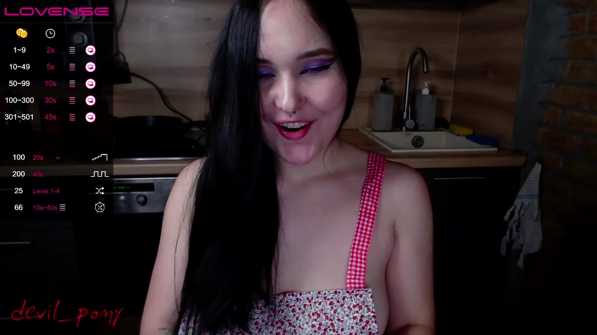 Gallery image thumbnail from Devil_pony's myfreecams stream on, 12/07/2022, 14:16 image 4 of 20