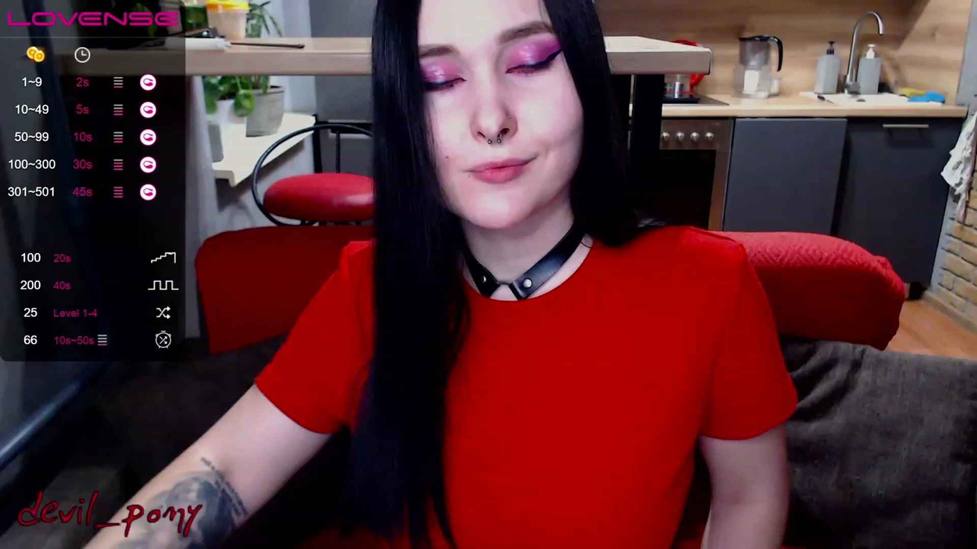 Gallery image thumbnail from Devil_pony's myfreecams stream on, 12/11/2022, 13:41 image 15 of 20