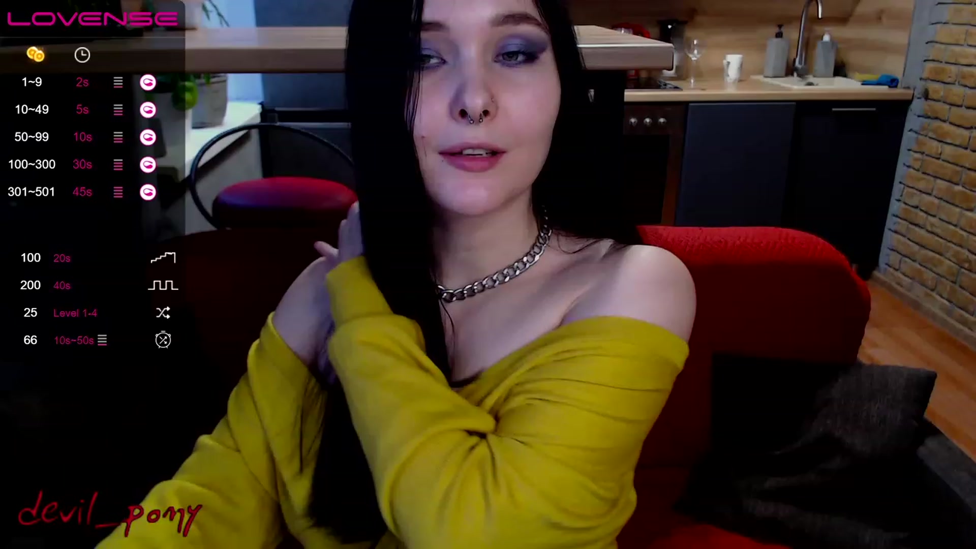 Gallery image thumbnail from Devil_pony's myfreecams stream on, 12/15/2022, 12:36 image 18 of 20