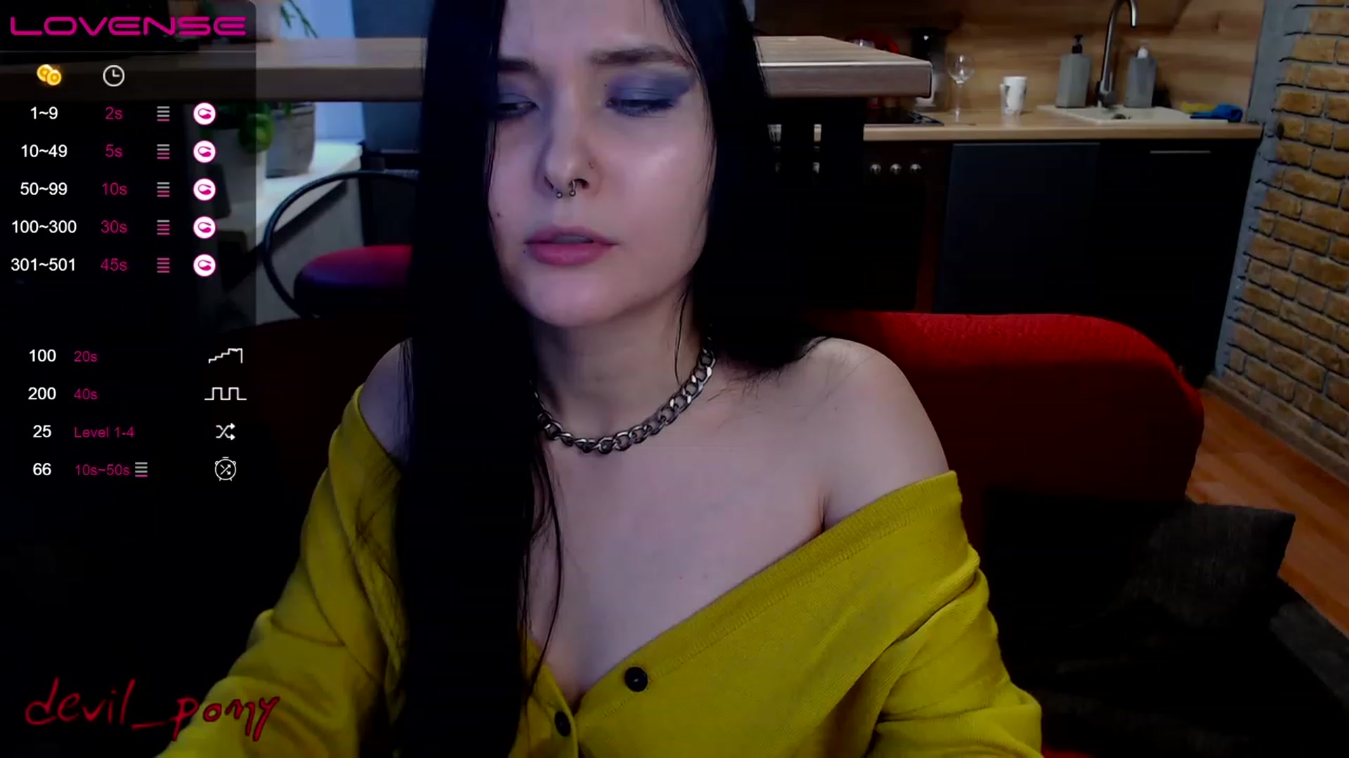 Gallery image thumbnail from Devil_pony's myfreecams stream on, 12/15/2022, 12:36 image 16 of 20