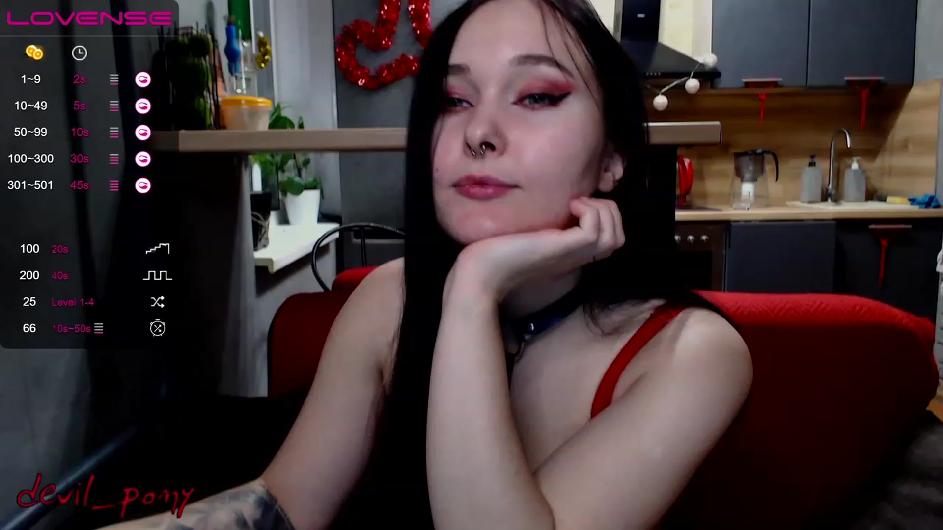 Gallery image thumbnail from Devil_pony's myfreecams stream on, 12/26/2022, 16:12 image 19 of 20