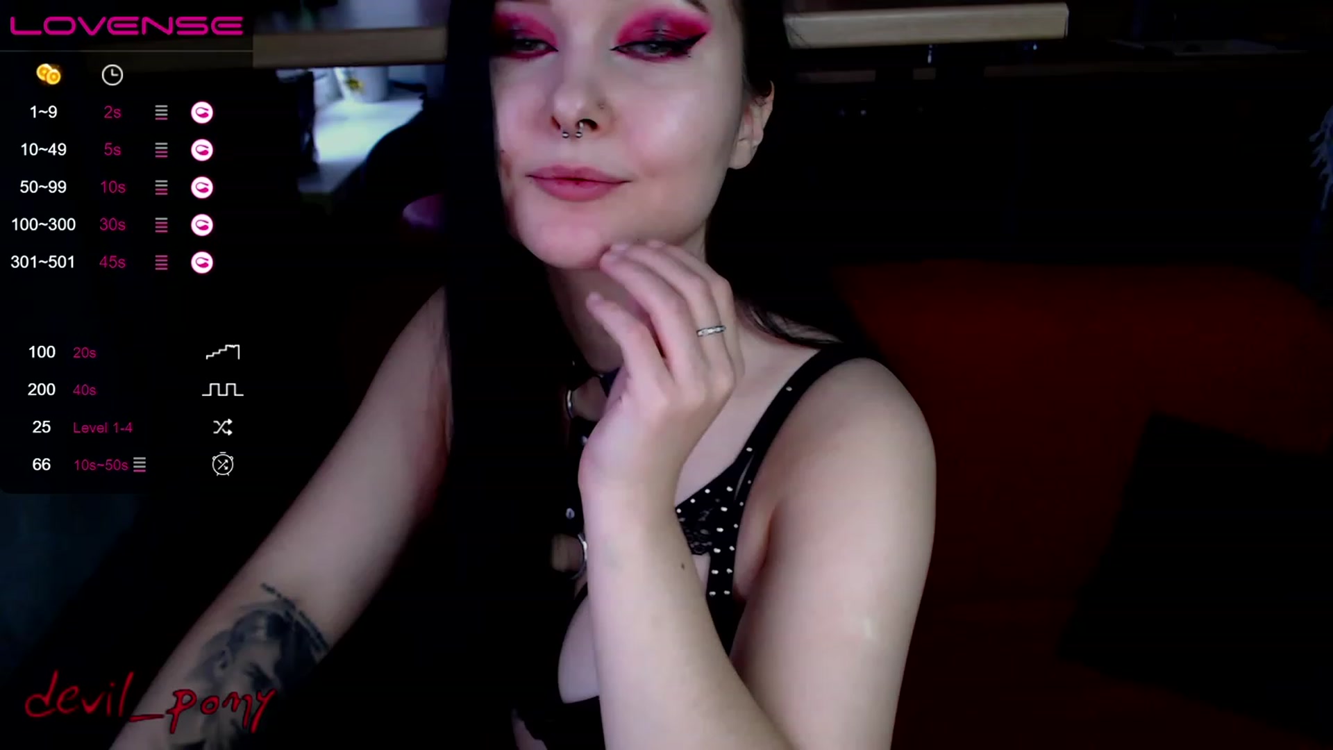 Gallery image thumbnail from Devil_pony's myfreecams stream on, 12/27/2022, 12:30 image 18 of 20