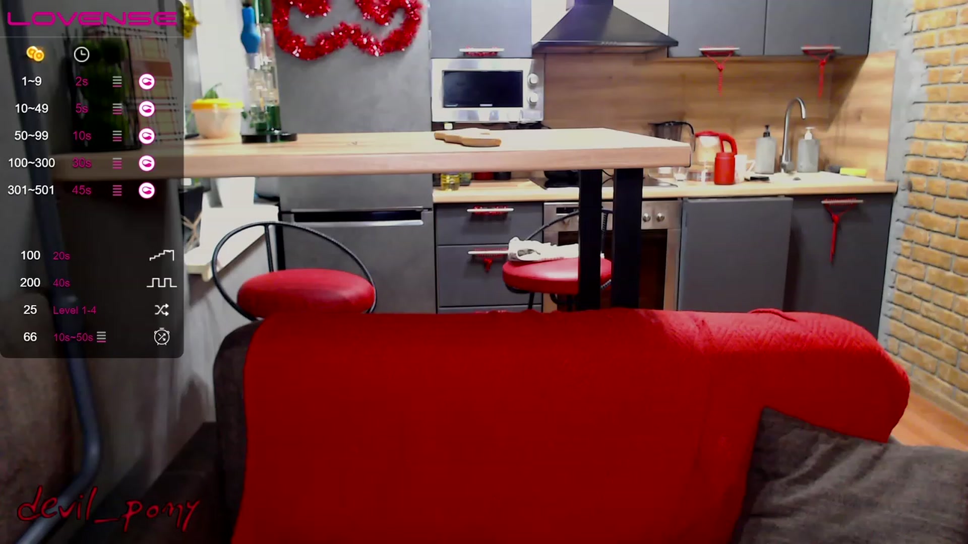 Gallery image thumbnail from Devil_pony's myfreecams stream on, 12/28/2022, 15:19 image 4 of 20