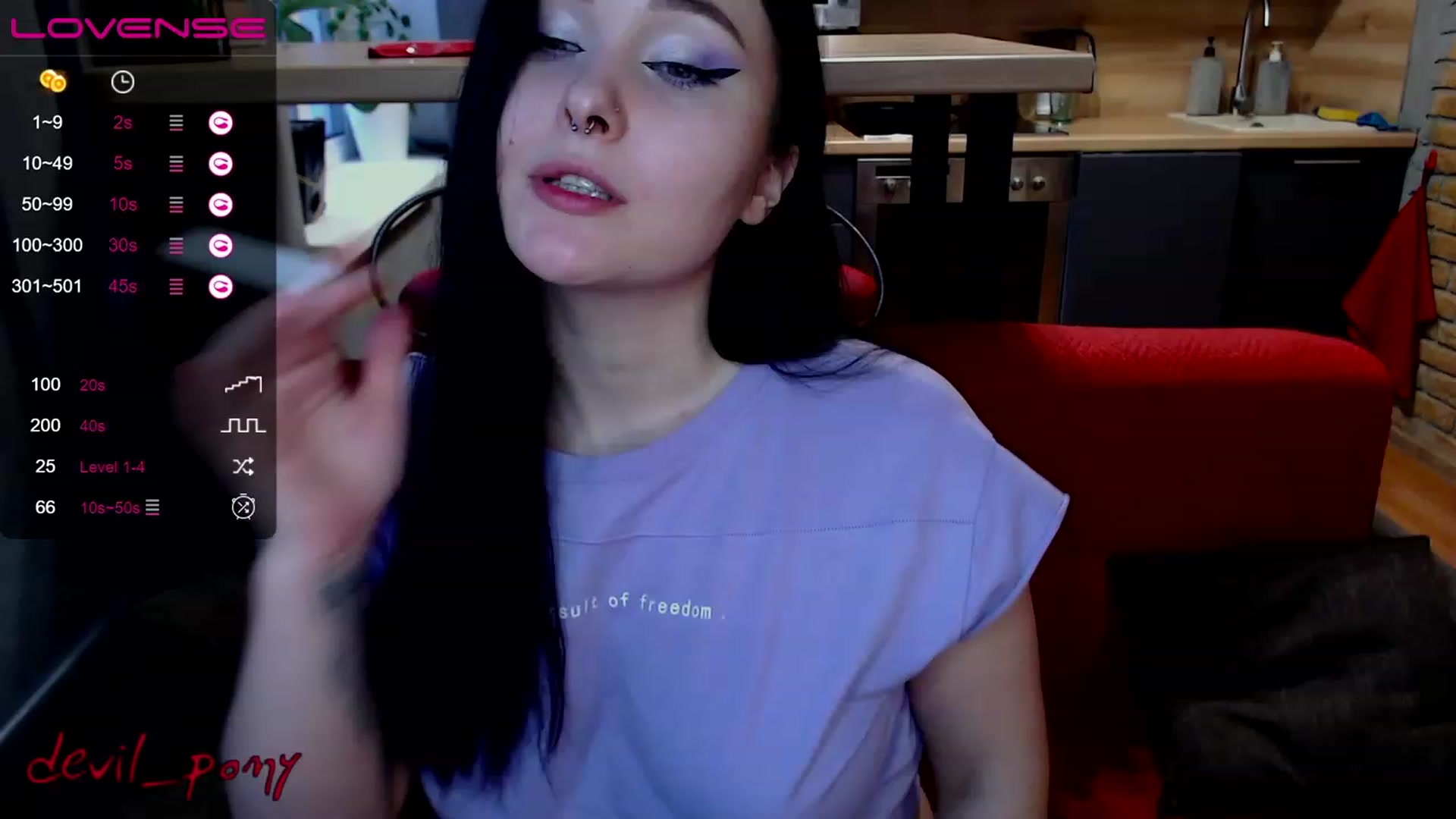 Gallery image thumbnail from Devil_pony's myfreecams stream on, 01/06/2023, 14:05 image 5 of 20