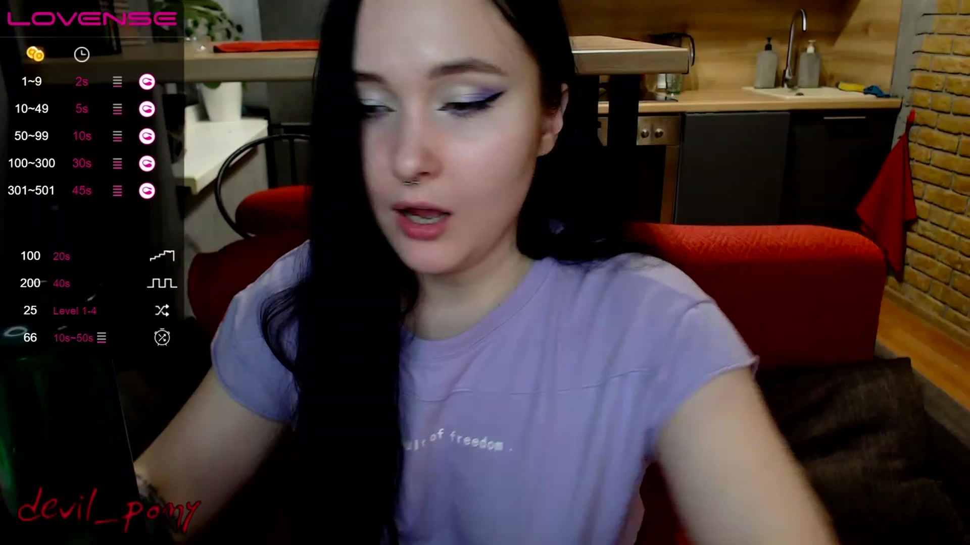 Gallery image thumbnail from Devil_pony's myfreecams stream on, 01/06/2023, 14:05 image 19 of 20