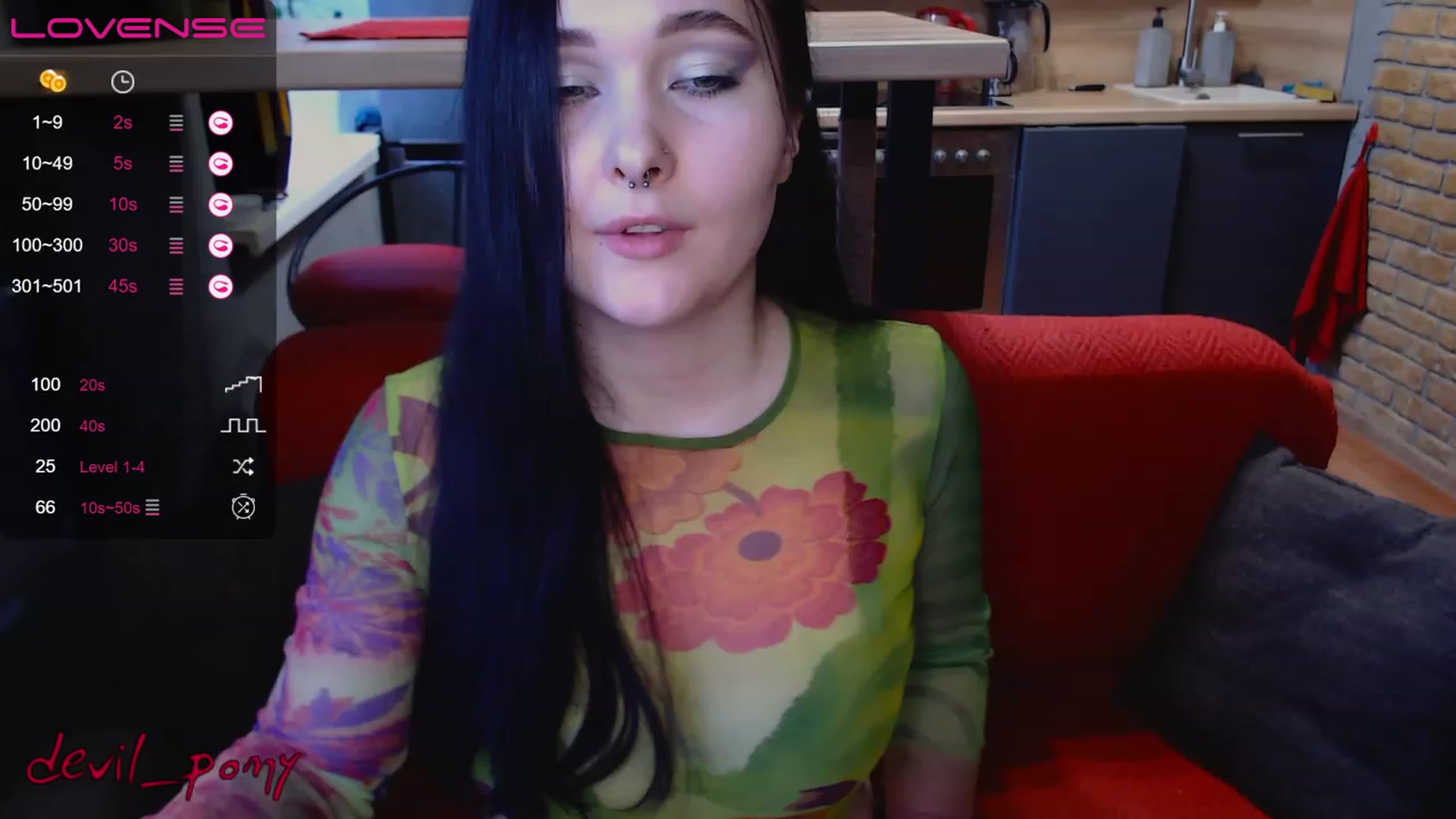 Gallery image thumbnail from Devil_pony's myfreecams stream on, 01/19/2023, 12:03 image 2 of 20