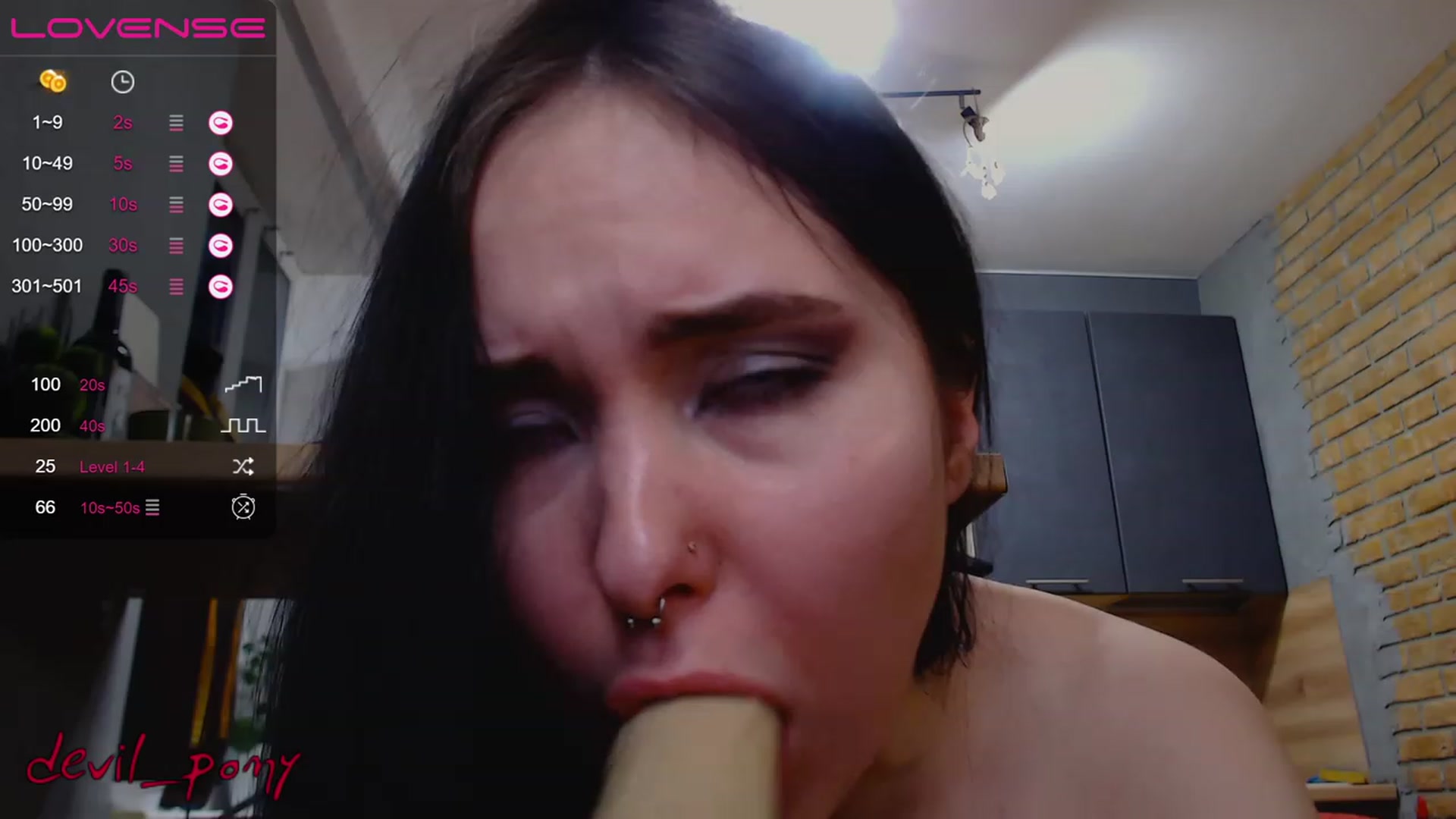 Gallery image thumbnail from Devil_pony's myfreecams stream on, 01/19/2023, 14:56 image 11 of 20