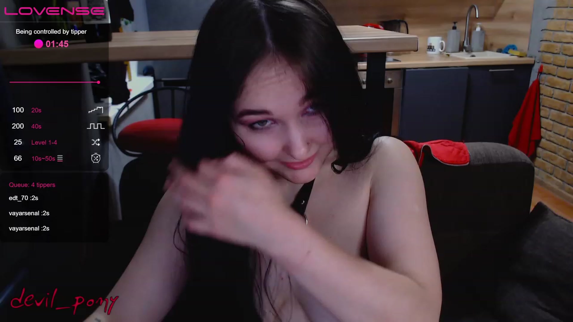 Gallery image thumbnail from Devil_pony's myfreecams stream on, 01/21/2023, 14:29 image 13 of 20