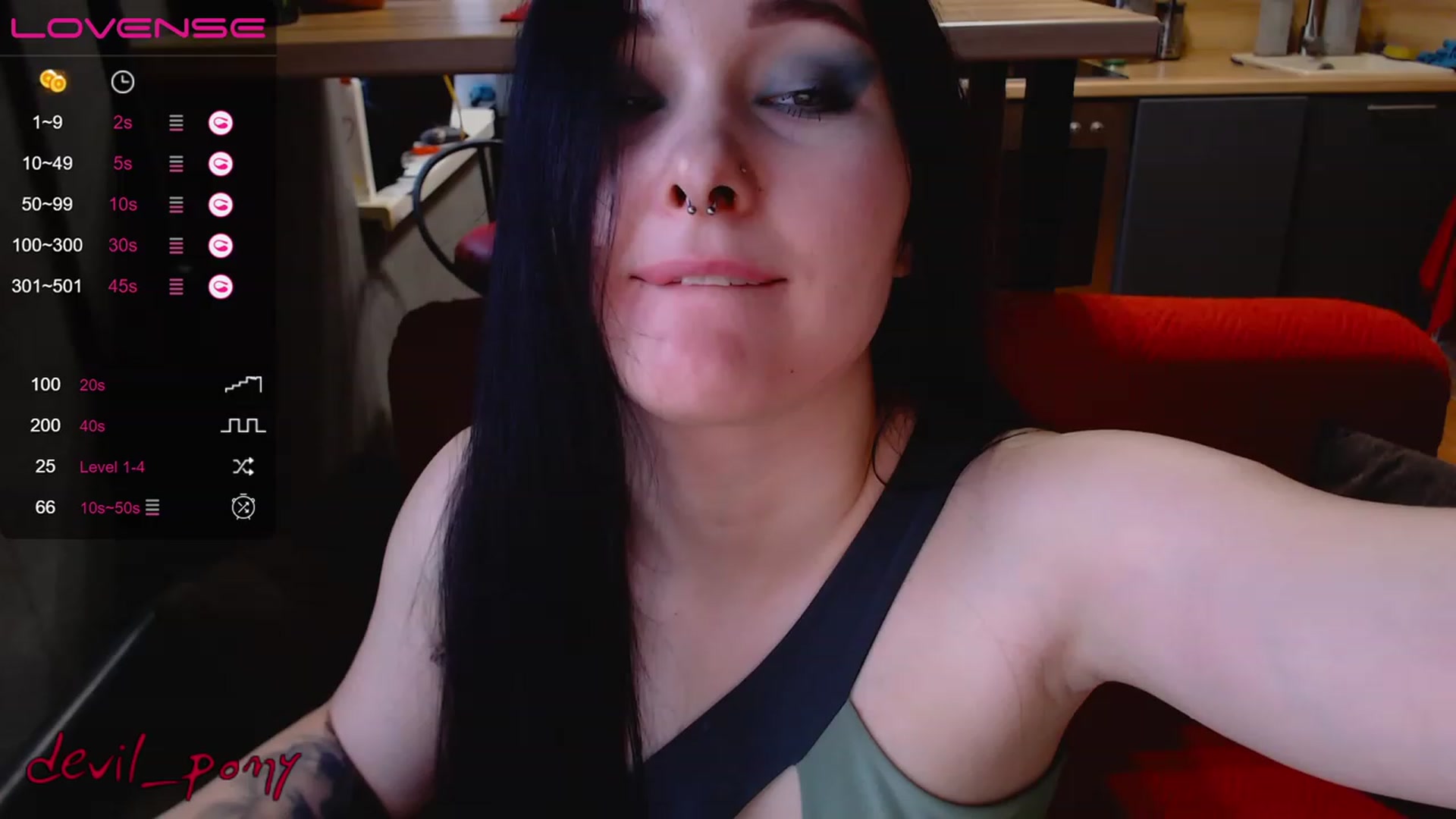 Gallery image thumbnail from Devil_pony's myfreecams stream on, 01/25/2023, 11:07 image 6 of 20