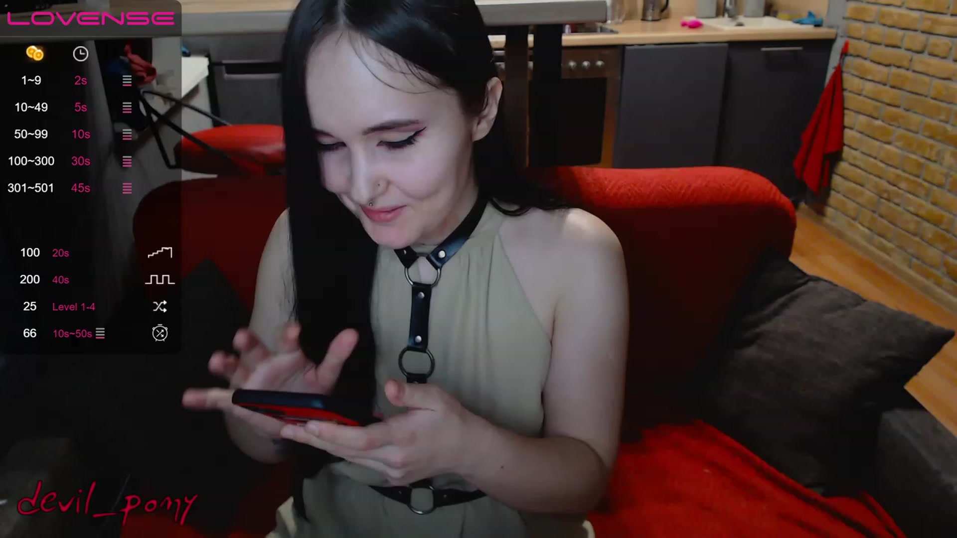 Gallery image thumbnail from Devil_pony's myfreecams stream on, 02/05/2023, 16:08 image 6 of 20