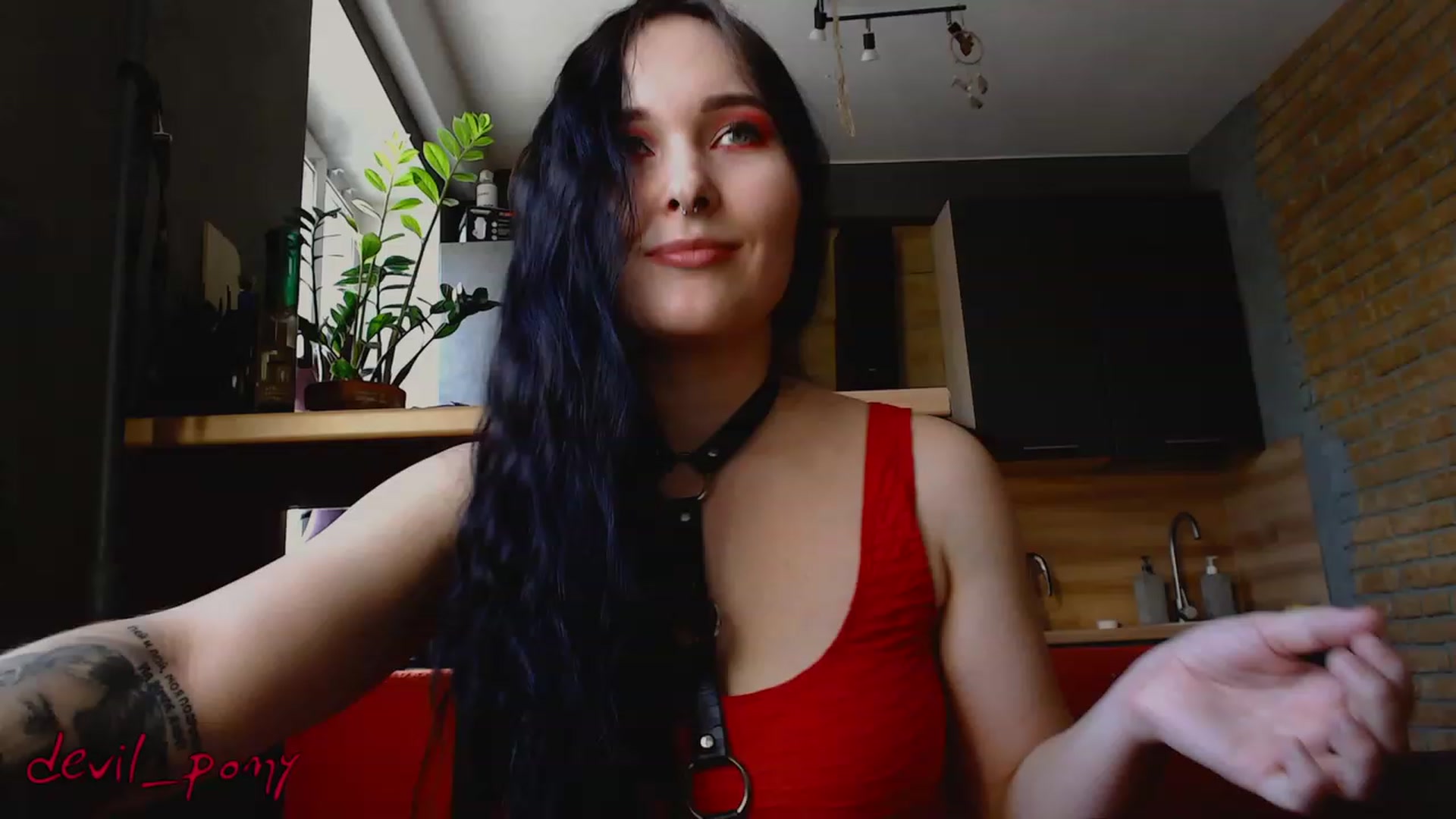 Gallery image thumbnail from Devil_pony's myfreecams stream on, 02/15/2023, 12:52 image 13 of 20