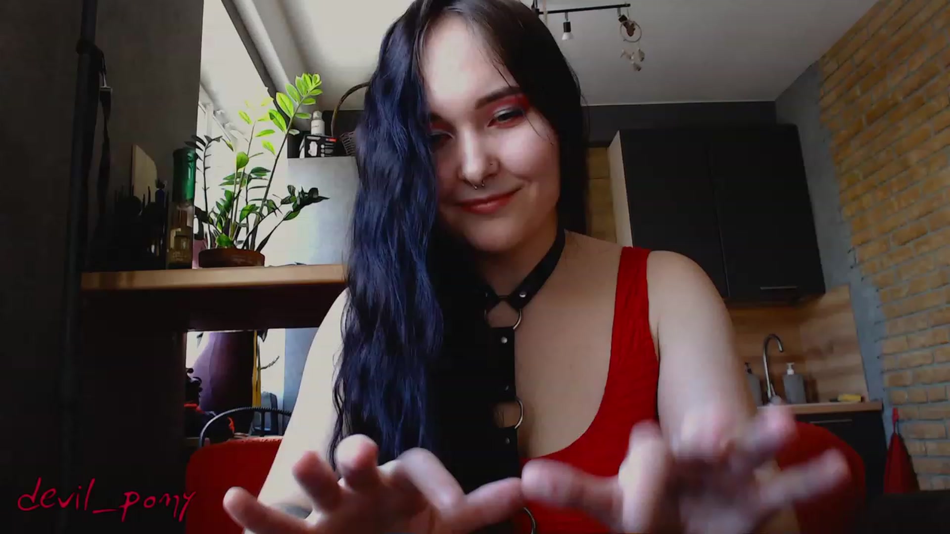 Gallery image thumbnail from Devil_pony's myfreecams stream on, 02/15/2023, 12:52 image 14 of 20