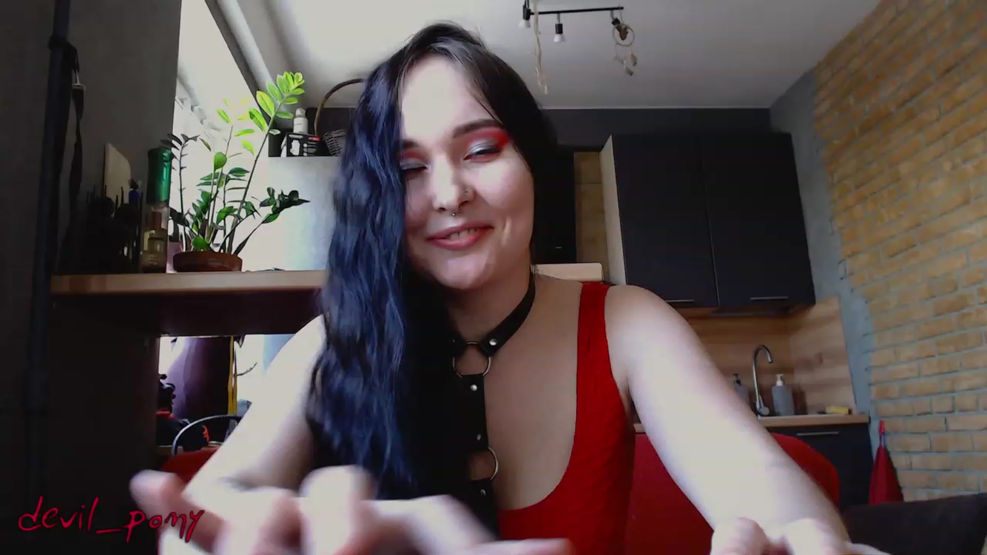 Gallery image thumbnail from Devil_pony's myfreecams stream on, 02/15/2023, 12:52 image 16 of 20