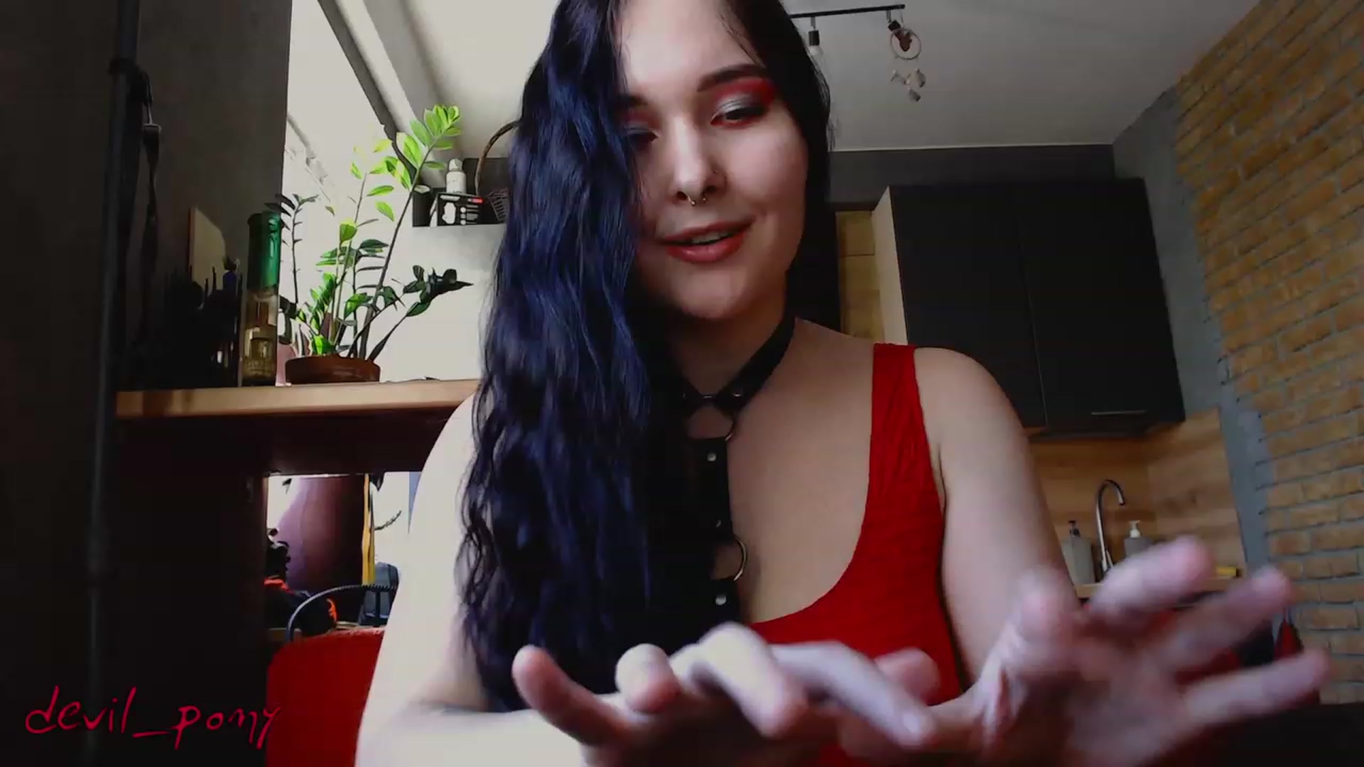 Gallery image thumbnail from Devil_pony's myfreecams stream on, 02/15/2023, 12:52 image 12 of 20