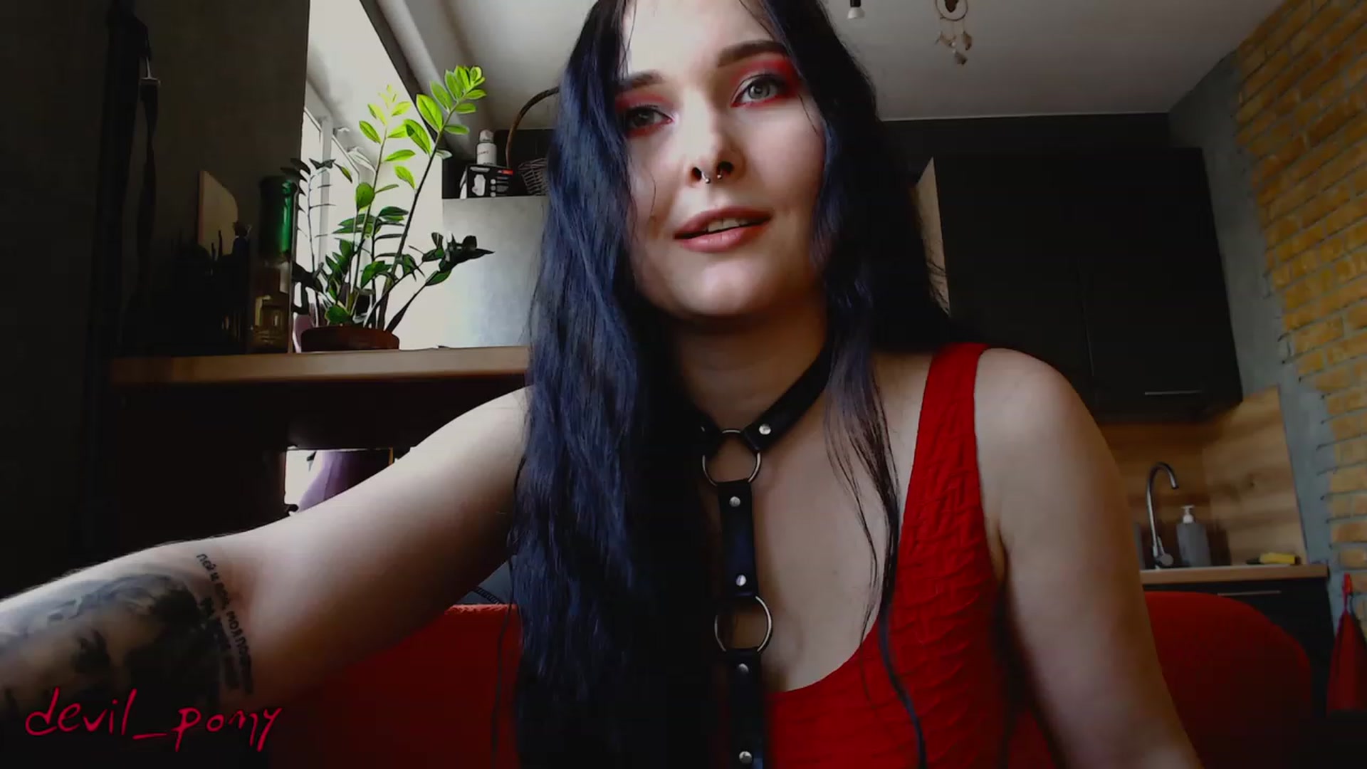 Gallery image thumbnail from Devil_pony's myfreecams stream on, 02/15/2023, 12:52 image 19 of 20
