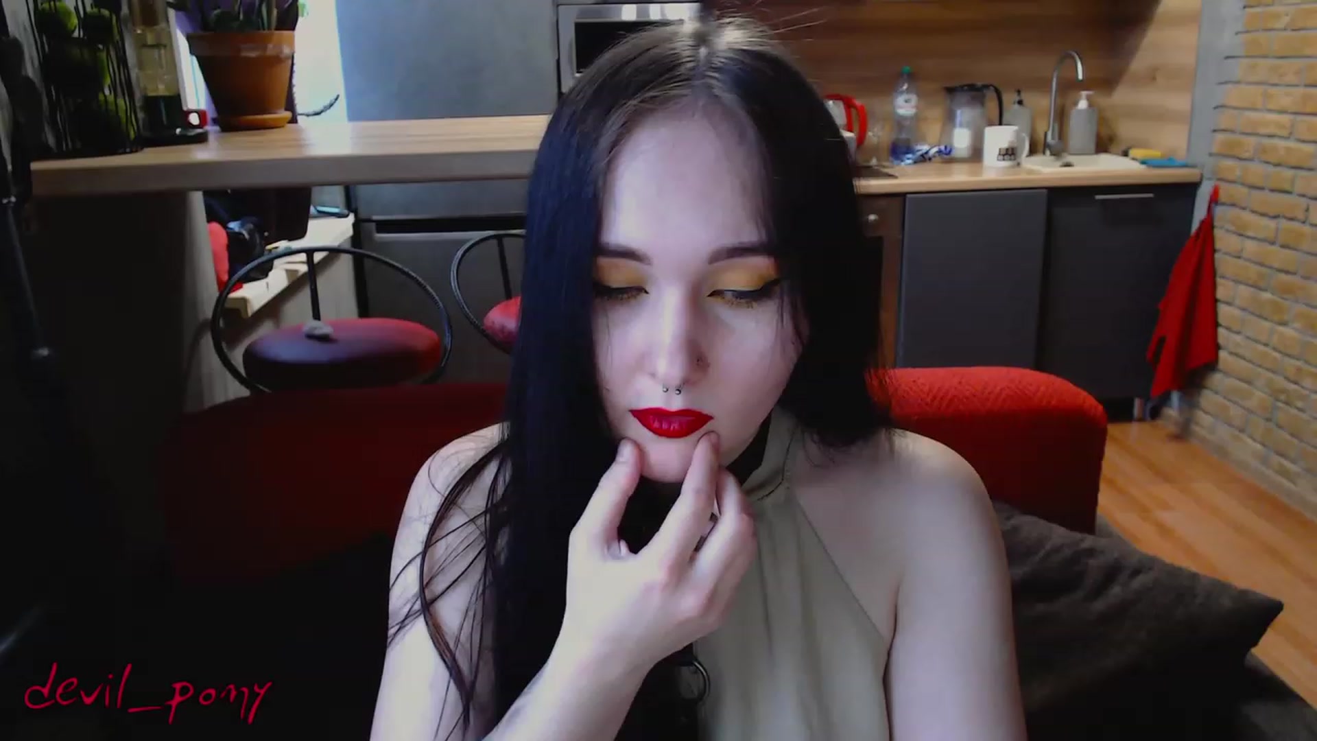 Gallery image thumbnail from Devil_pony's myfreecams stream on, 02/18/2023, 14:24 image 1 of 20